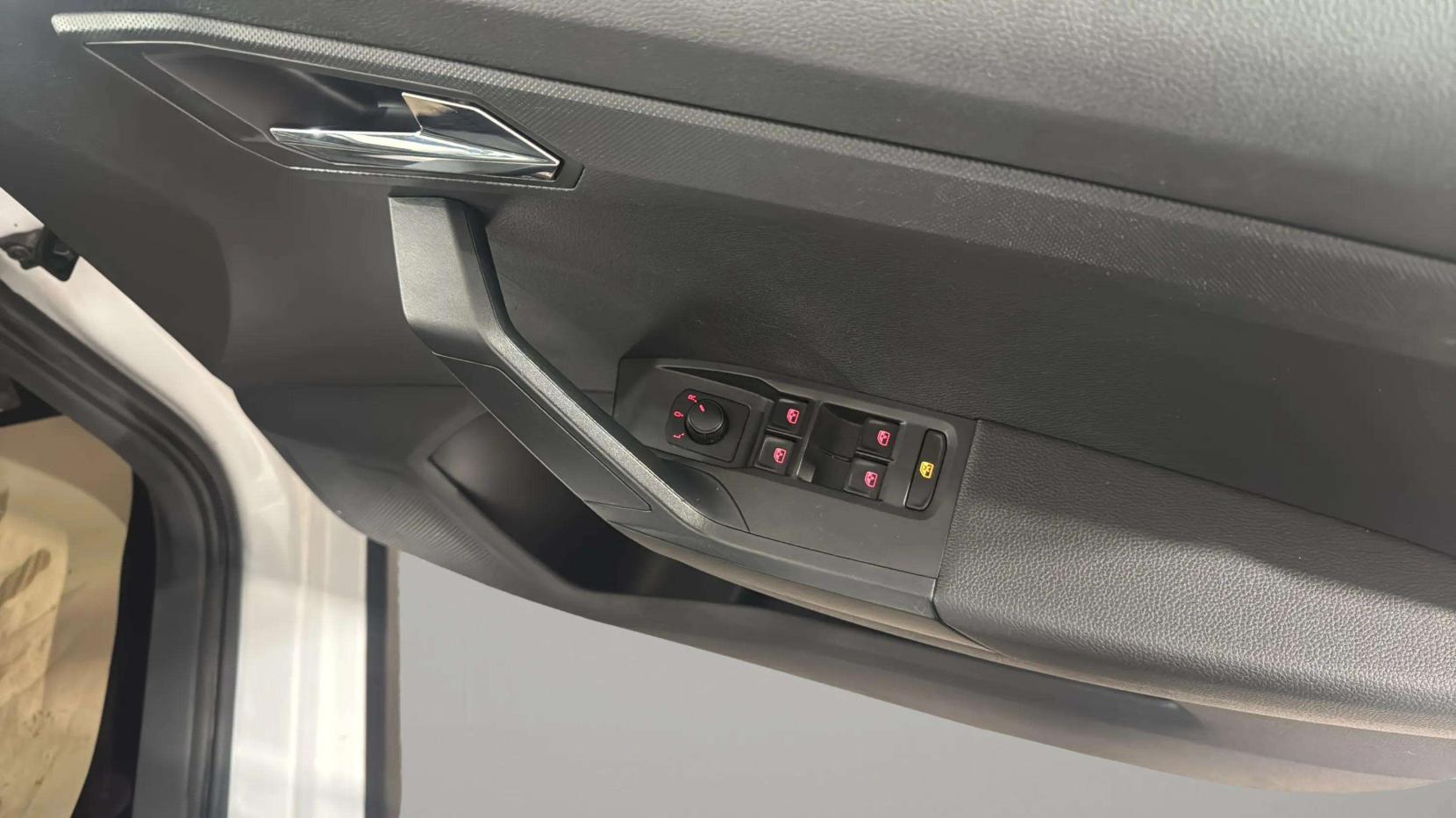 SEAT Arona 1.0 TSI SE Technology SUV 5dr Petrol Manual Euro 6 (s/s) (95 ps)