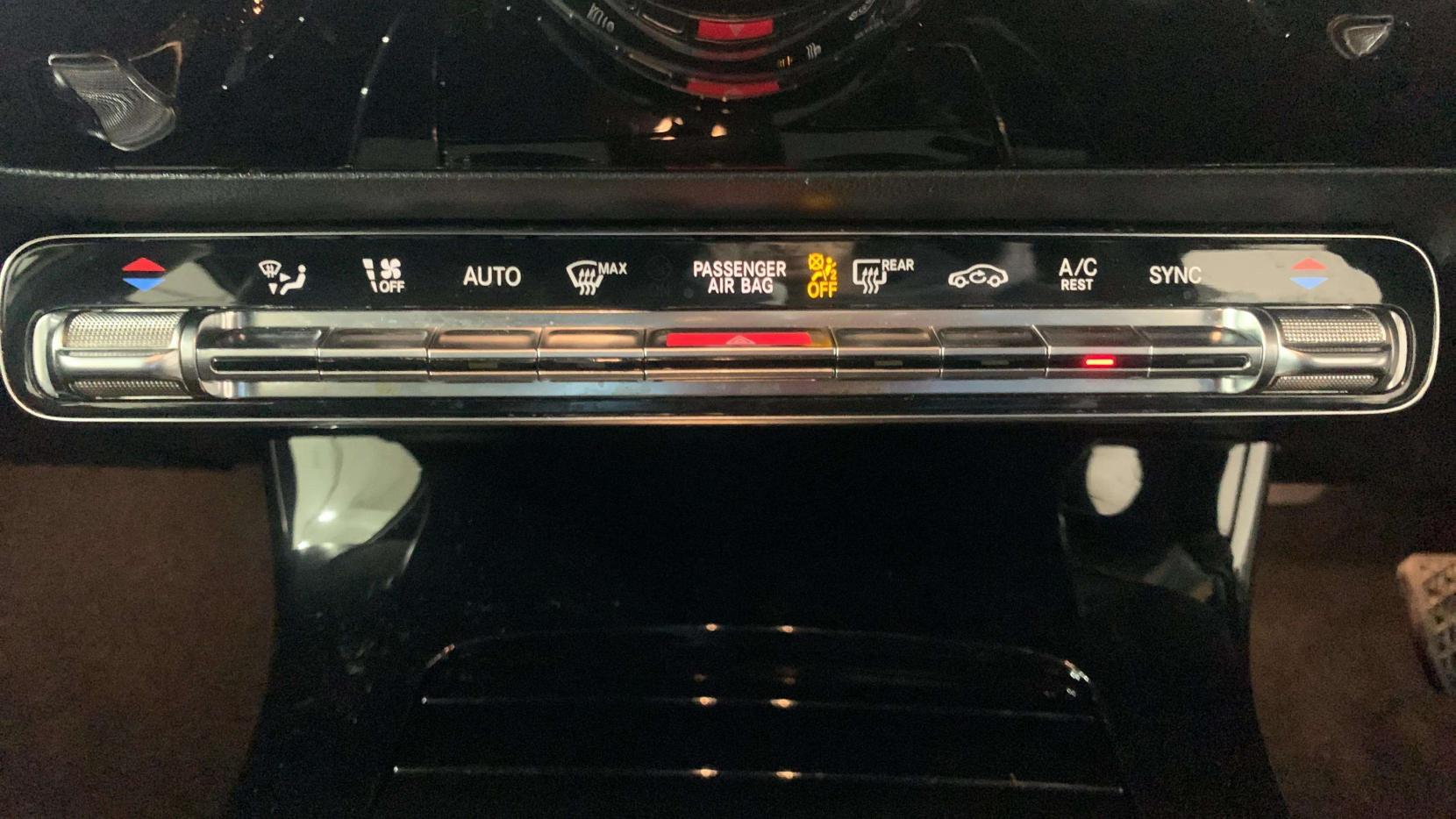 Mercedes-Benz A Class 1.5 A180d Sport (Executive) Hatchback 5dr Diesel 7G-DCT Euro 6 (s/s) (116 ps)