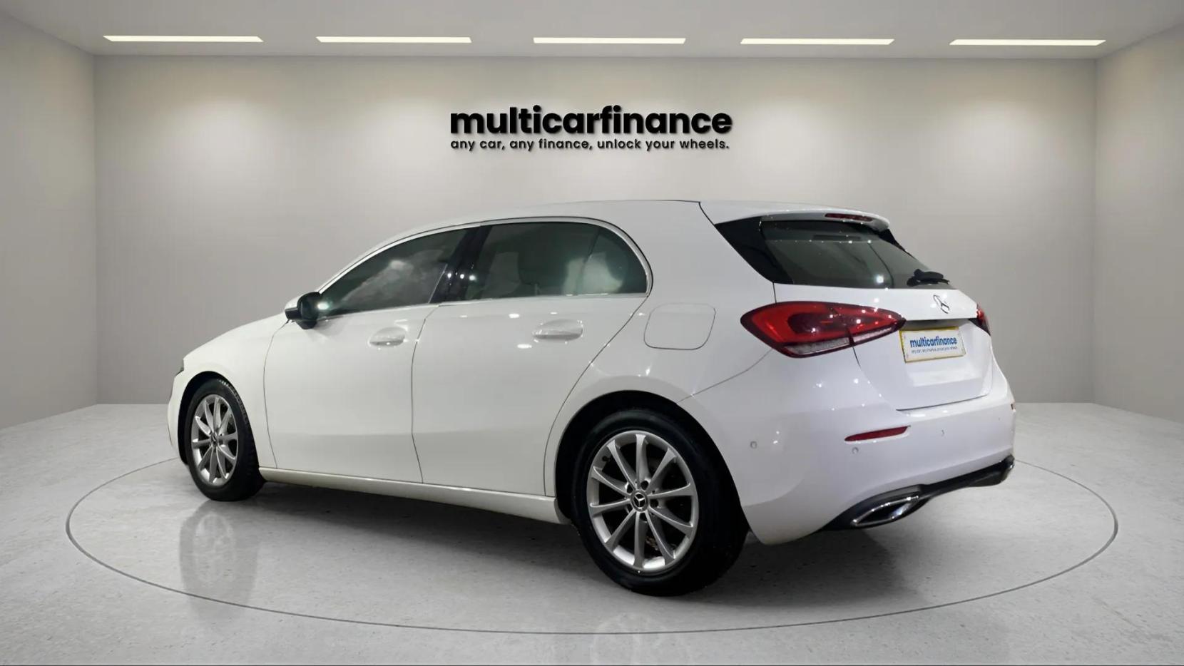 Mercedes-Benz A Class 1.5 A180d Sport (Executive) Hatchback 5dr Diesel 7G-DCT Euro 6 (s/s) (116 ps)