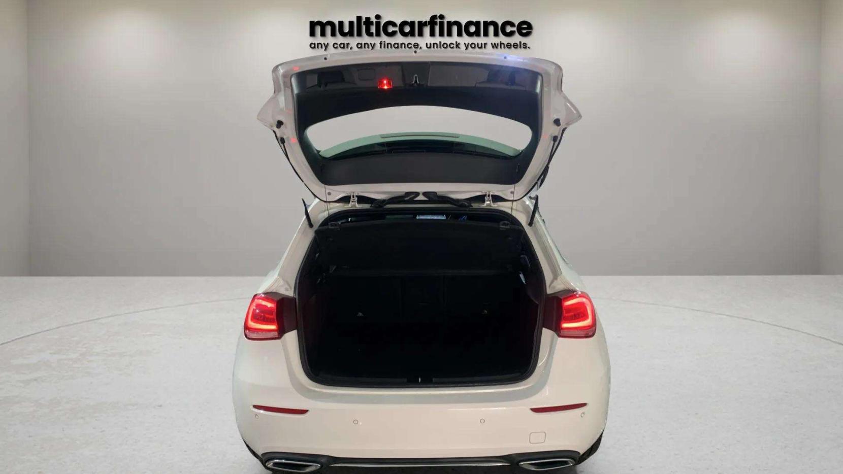 Mercedes-Benz A Class 1.5 A180d Sport (Executive) Hatchback 5dr Diesel 7G-DCT Euro 6 (s/s) (116 ps)