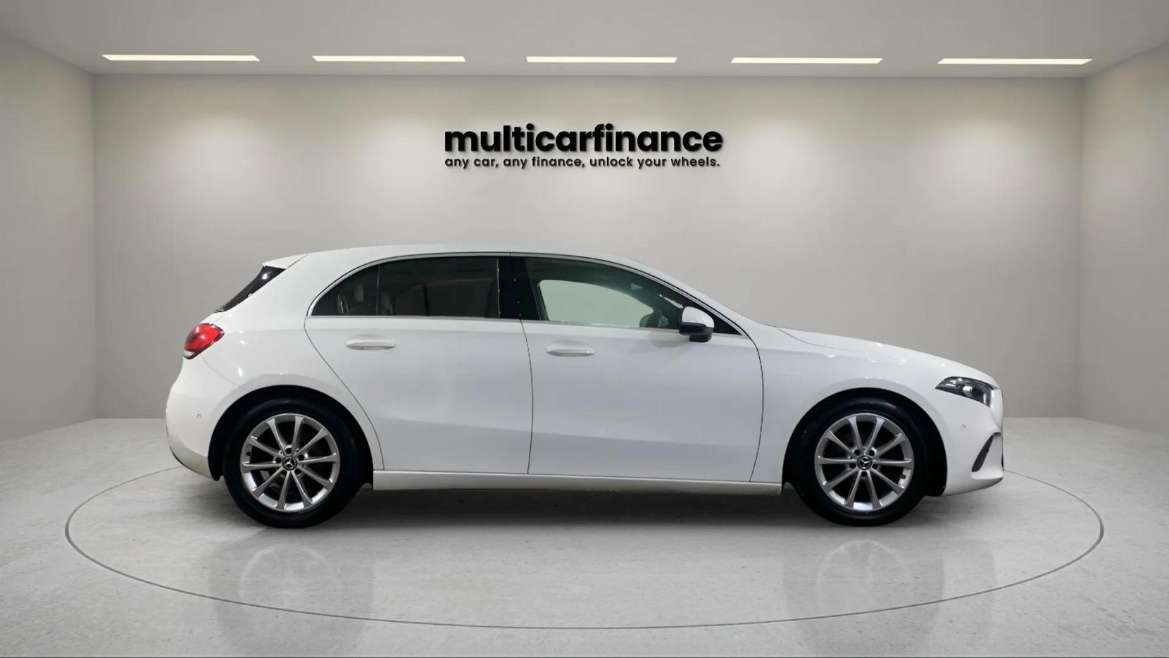 Mercedes-Benz A Class 1.5 A180d Sport (Executive) Hatchback 5dr Diesel 7G-DCT Euro 6 (s/s) (116 ps)