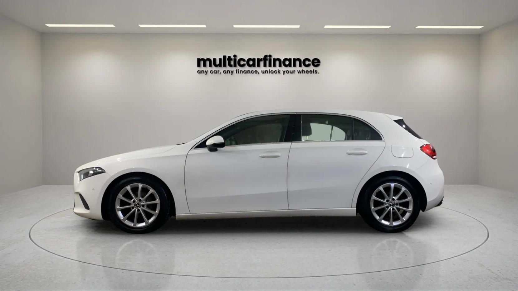 Mercedes-Benz A Class 1.5 A180d Sport (Executive) Hatchback 5dr Diesel 7G-DCT Euro 6 (s/s) (116 ps)