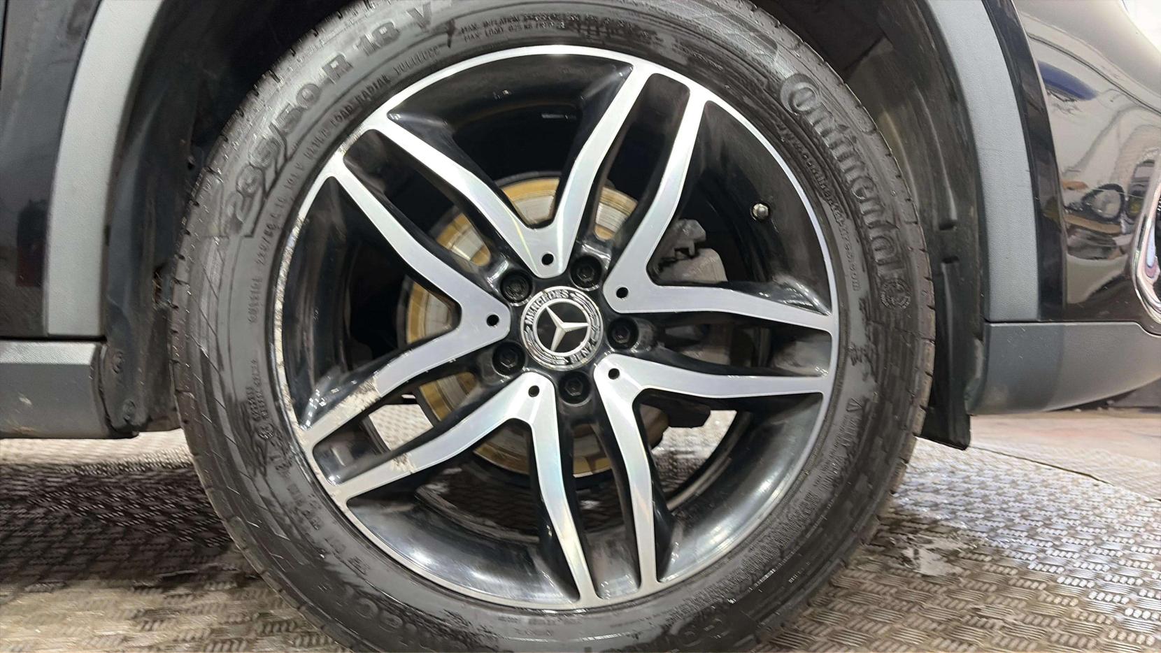 Mercedes-Benz GLA 1.6 GLA180 Urban Edition SUV 5dr Petrol 7G-DCT Euro 6 (s/s) (122 ps)