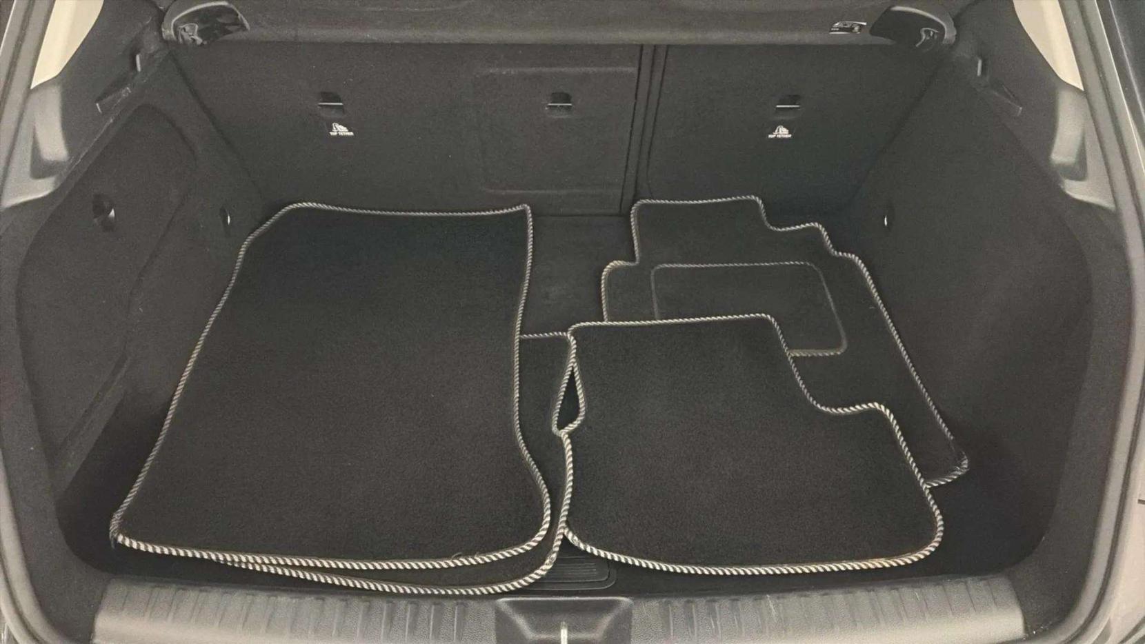 Mercedes-Benz GLA 1.6 GLA180 Urban Edition SUV 5dr Petrol 7G-DCT Euro 6 (s/s) (122 ps)