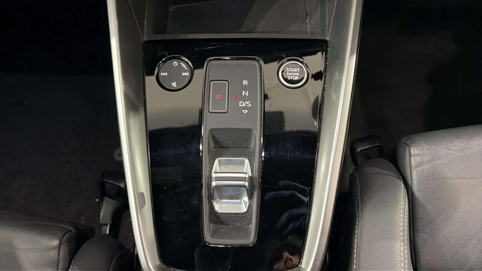 Audi A3 1.4 TFSIe 40 S line Sportback 5dr Petrol Plug-in Hybrid S Tronic Euro 6 (s/s) 13kWh (204 ps)