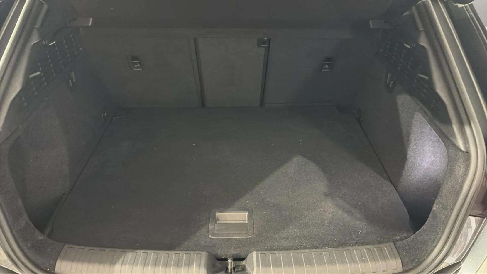 Audi A3 1.4 TFSIe 40 S line Sportback 5dr Petrol Plug-in Hybrid S Tronic Euro 6 (s/s) 13kWh (204 ps)