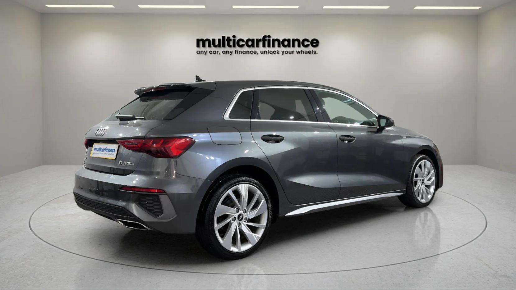 Audi A3 1.4 TFSIe 40 S line Sportback 5dr Petrol Plug-in Hybrid S Tronic Euro 6 (s/s) 13kWh (204 ps)