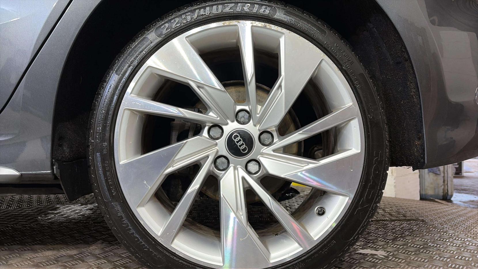 Audi A3 1.4 TFSIe 40 S line Sportback 5dr Petrol Plug-in Hybrid S Tronic Euro 6 (s/s) 13kWh (204 ps)