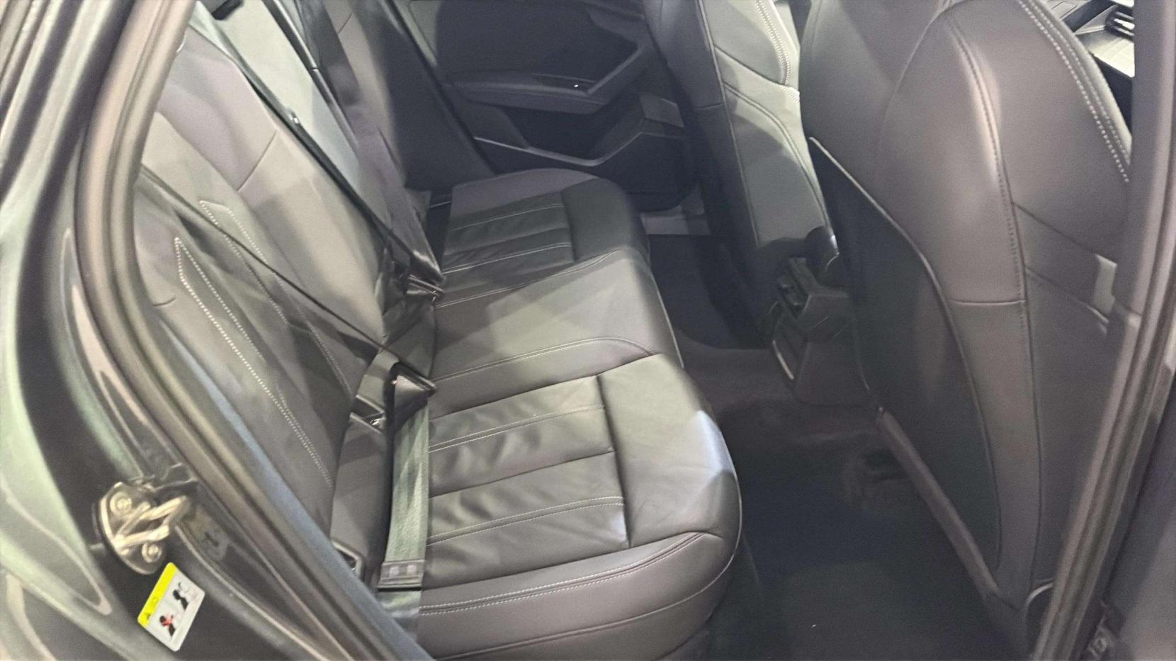 Audi A3 1.4 TFSIe 40 S line Sportback 5dr Petrol Plug-in Hybrid S Tronic Euro 6 (s/s) 13kWh (204 ps)