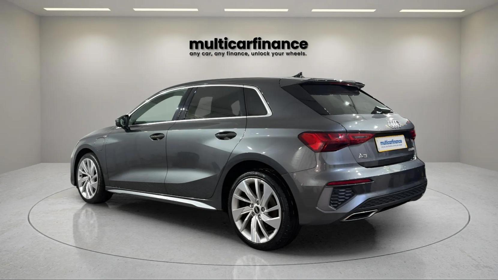 Audi A3 1.4 TFSIe 40 S line Sportback 5dr Petrol Plug-in Hybrid S Tronic Euro 6 (s/s) 13kWh (204 ps)