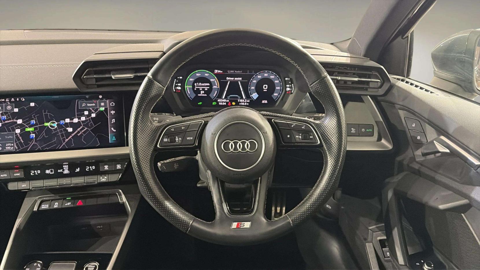 Audi A3 1.4 TFSIe 40 S line Sportback 5dr Petrol Plug-in Hybrid S Tronic Euro 6 (s/s) 13kWh (204 ps)