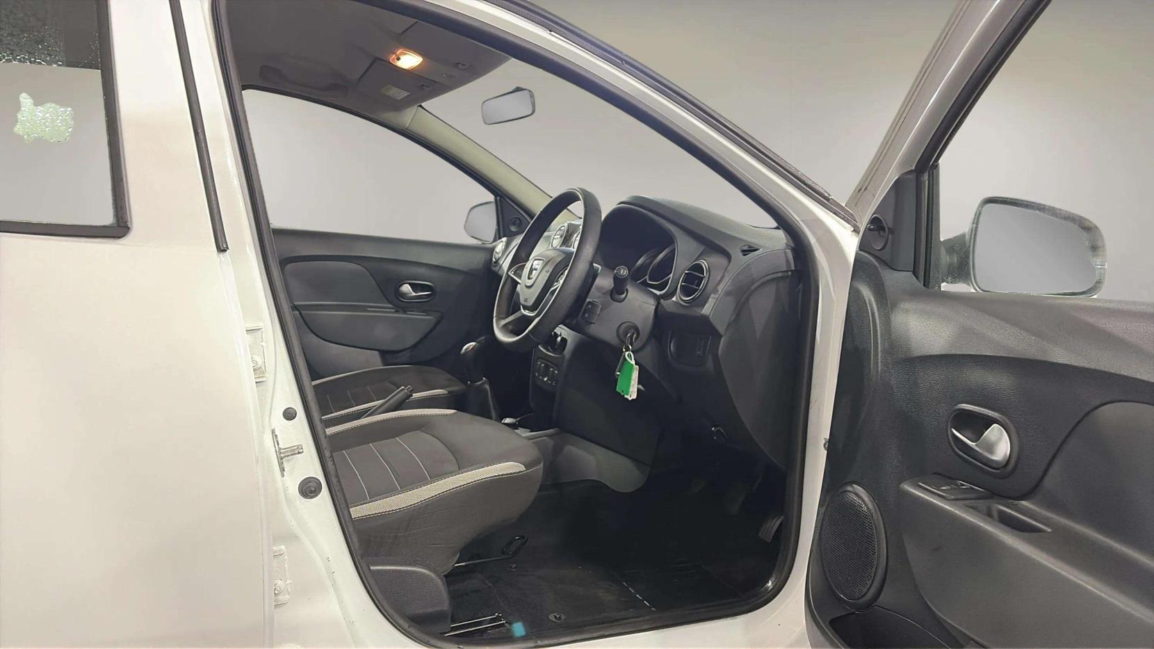 Dacia Sandero Stepway 0.9 TCe Ambiance Hatchback 5dr Petrol Manual Euro 6 (s/s) (90 ps)