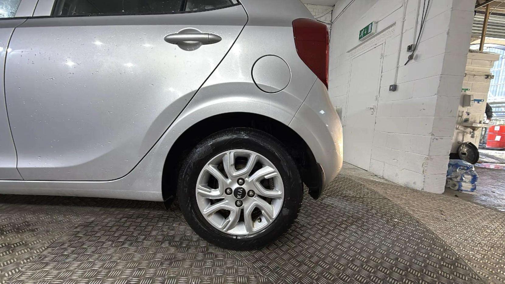 Kia Picanto 1.0 2 Hatchback 5dr Petrol Manual Euro 6 (66 bhp)