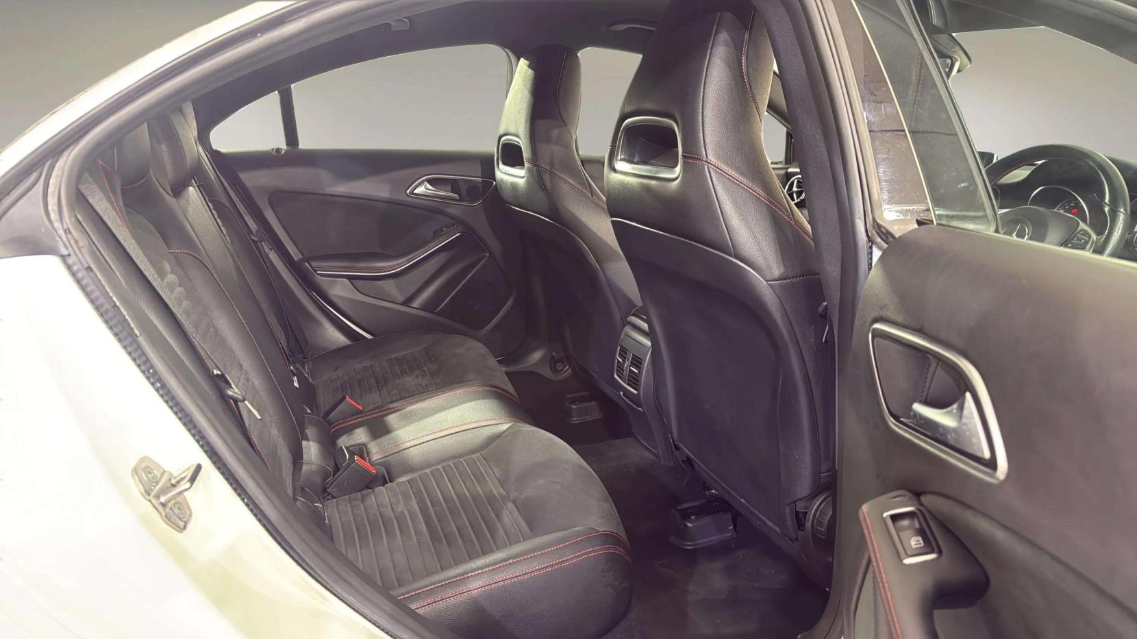 Mercedes-Benz CLA 1.6 CLA180 AMG Line Edition Coupe 4dr Petrol 7G-DCT Euro 6 (s/s) (122 ps)