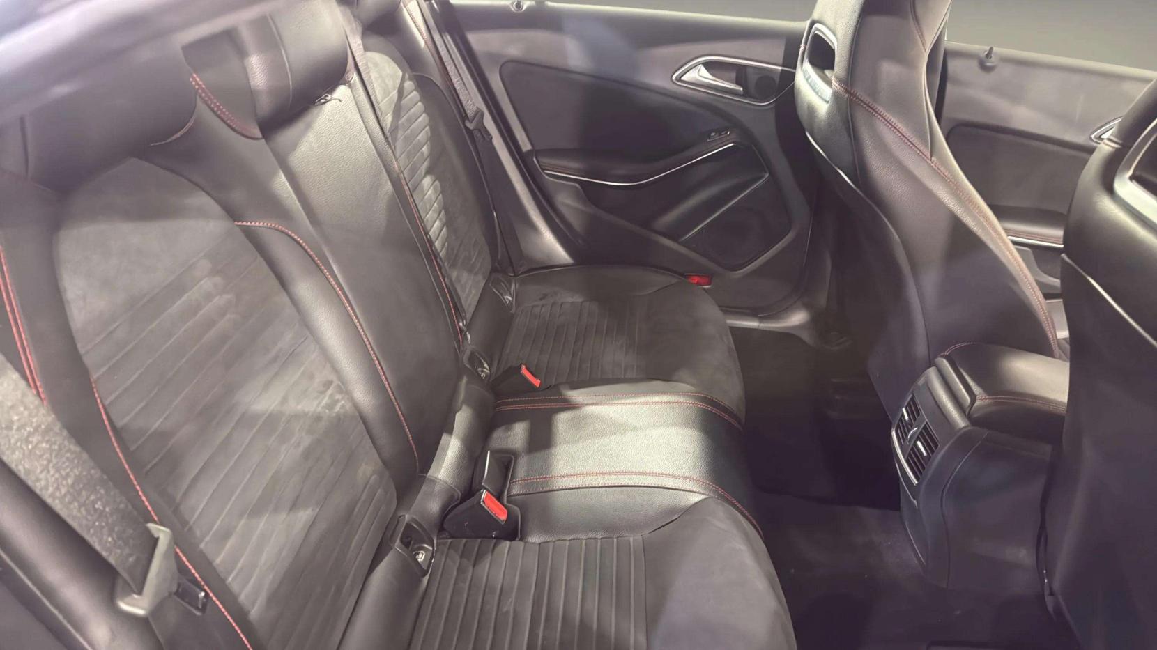 Mercedes-Benz CLA 1.6 CLA180 AMG Line Edition Coupe 4dr Petrol 7G-DCT Euro 6 (s/s) (122 ps)