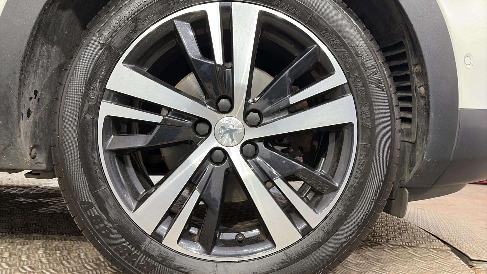 Peugeot 3008 1.2 PureTech GT Line SUV 5dr Petrol Manual Euro 6 (s/s) (130 ps)