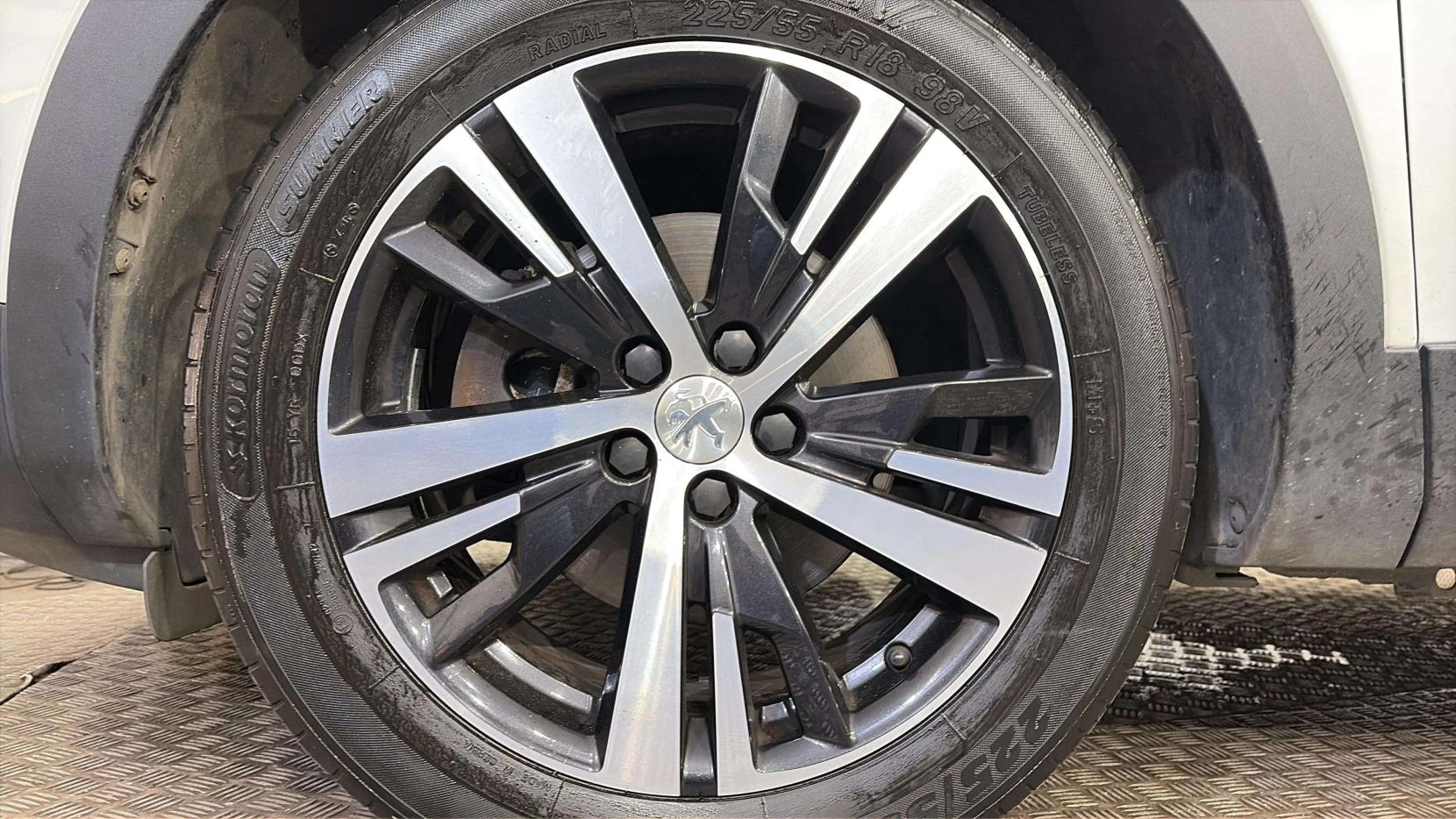 Peugeot 3008 1.2 PureTech GT Line SUV 5dr Petrol Manual Euro 6 (s/s) (130 ps)