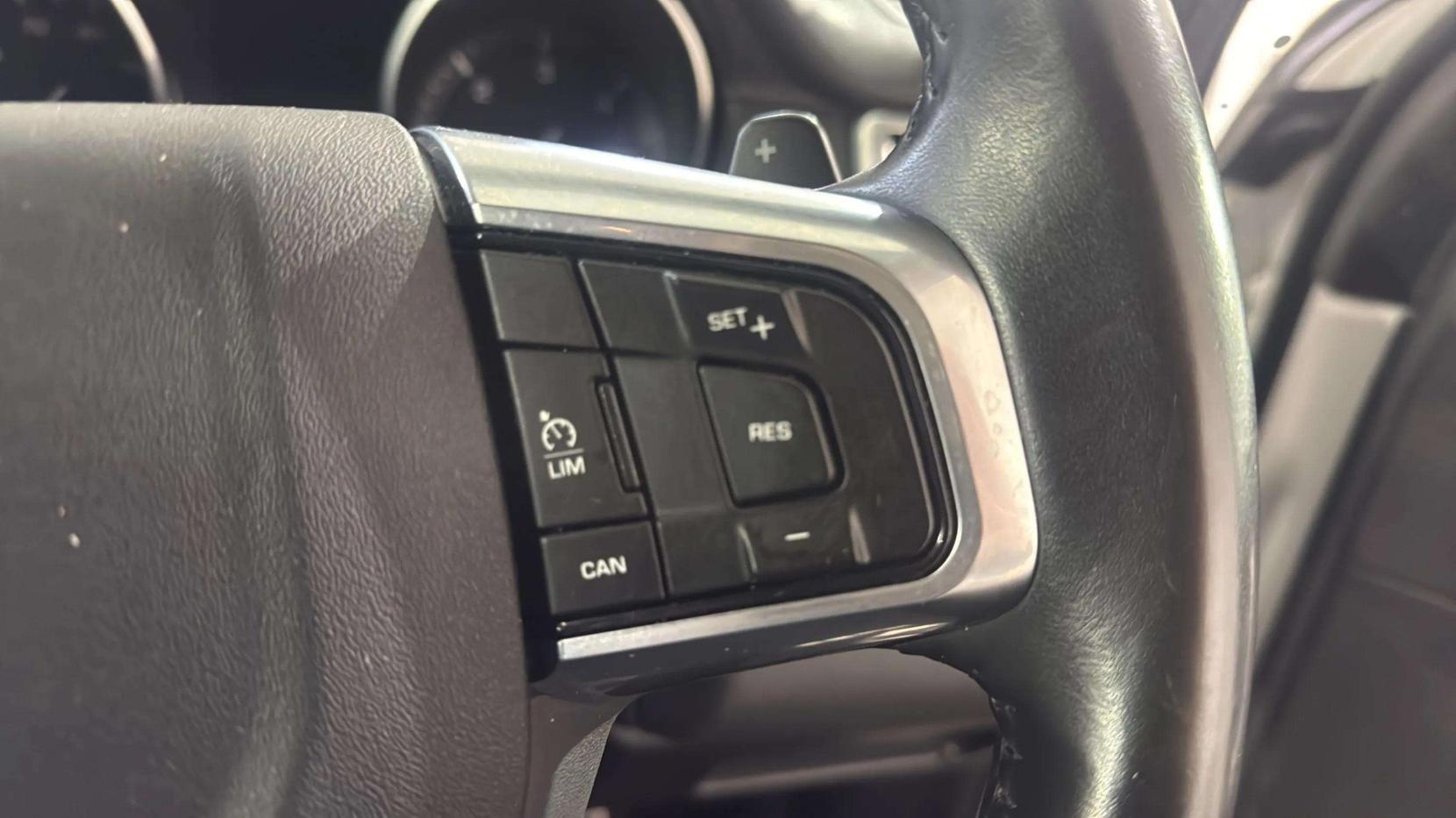 Land Rover Discovery Sport 2.0 TD4 SE Tech SUV 5dr Diesel Auto 4WD Euro 6 (s/s) (180 ps)