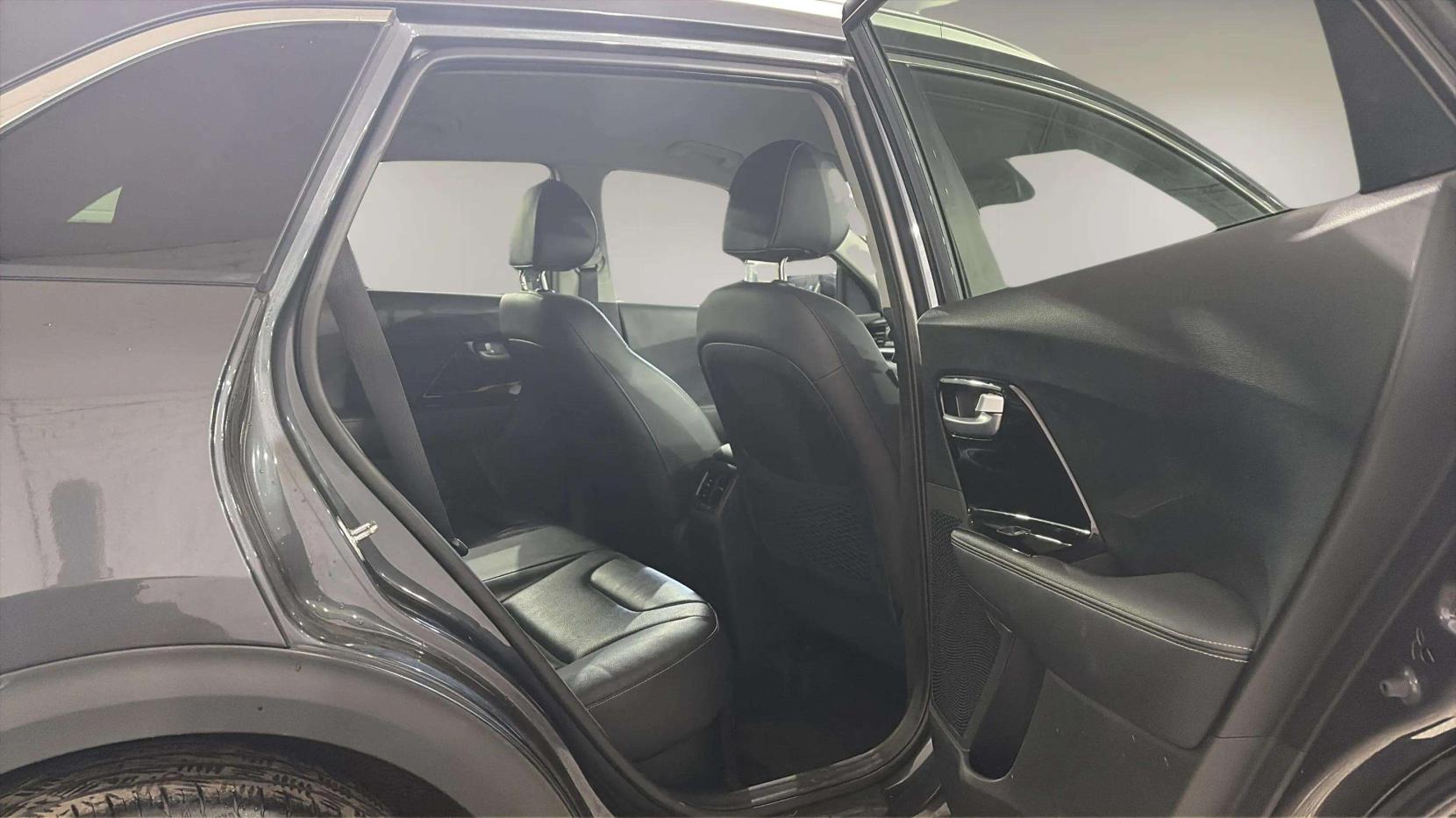 Kia Niro 1.6 GDi 3 SUV 5dr Petrol Hybrid DCT Euro 6 (s/s) (139 bhp)