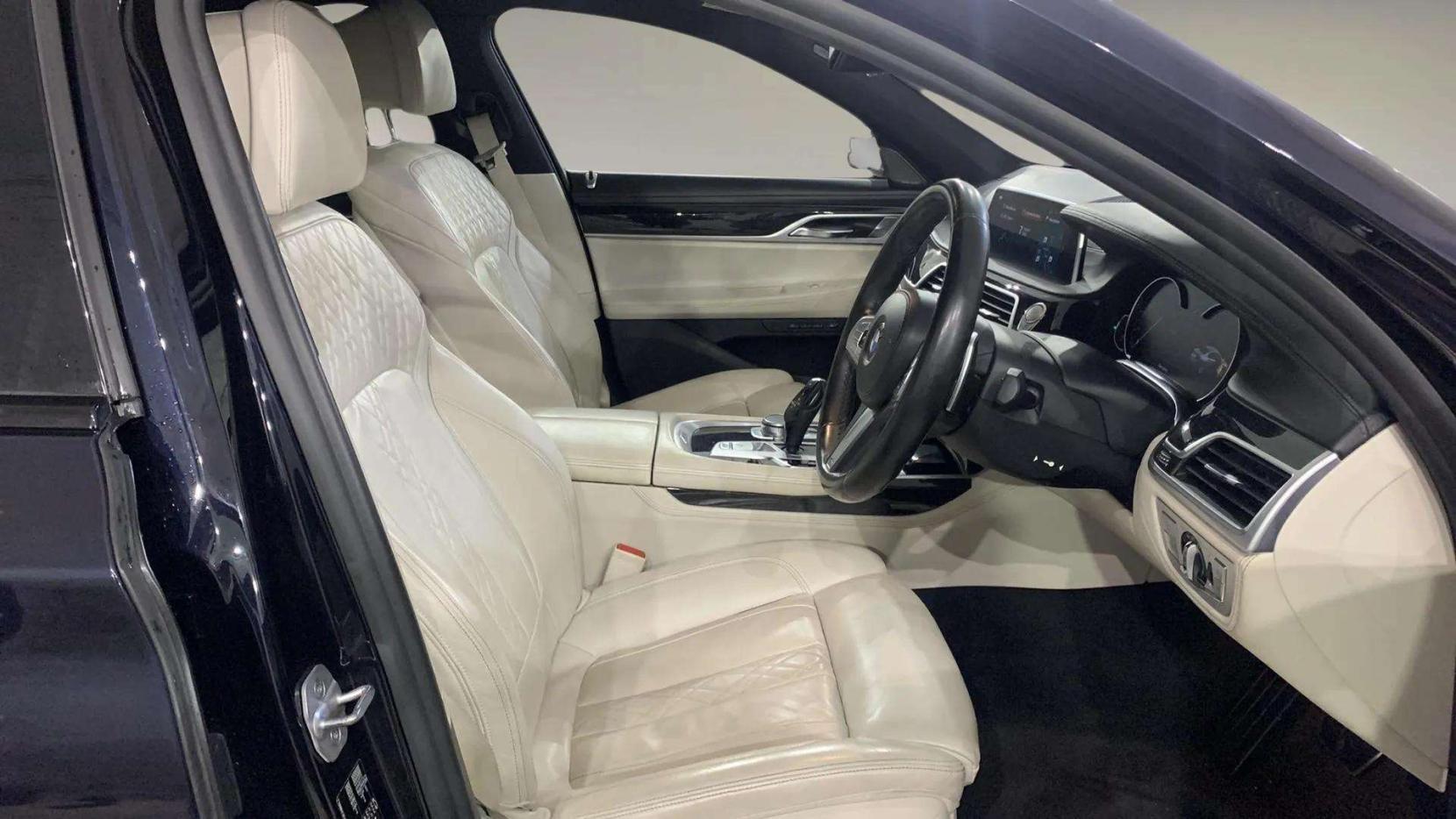 BMW 7 Series 3.0 730d M Sport Saloon 4dr Diesel Auto xDrive Euro 6 (s/s) (265 ps)