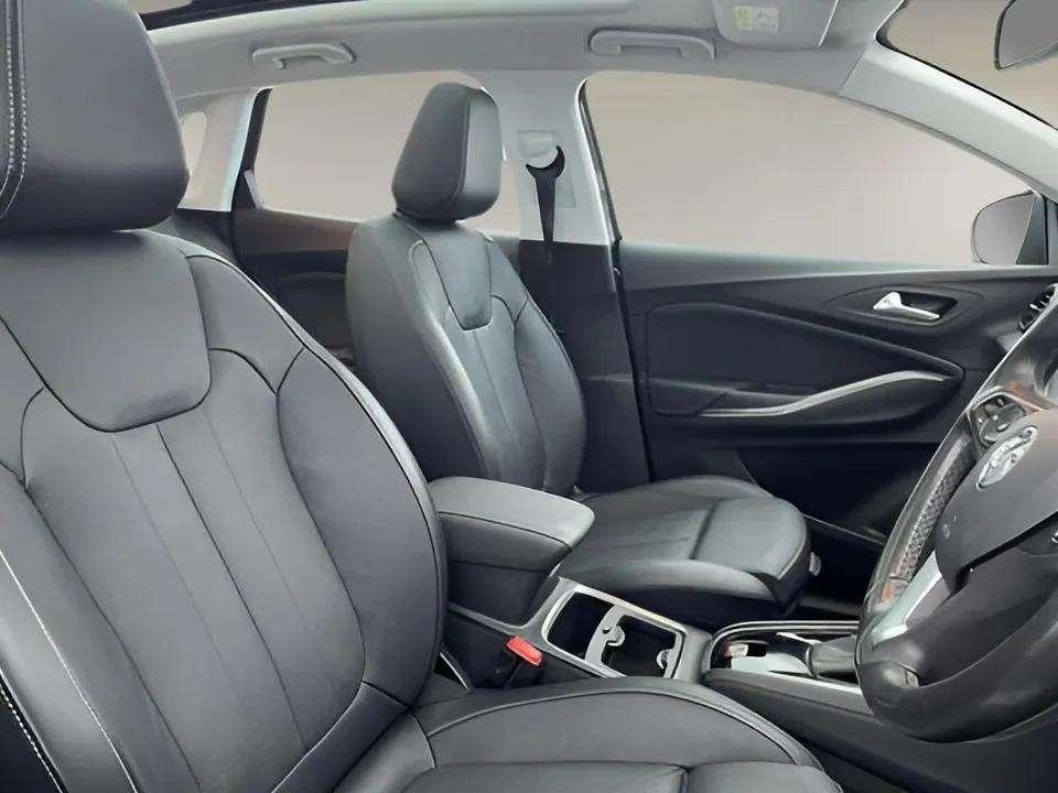 Vauxhall Grandland X 1.2 Turbo Elite Nav SUV 5dr Petrol Auto 8Spd Euro 6 (s/s) (130 ps)