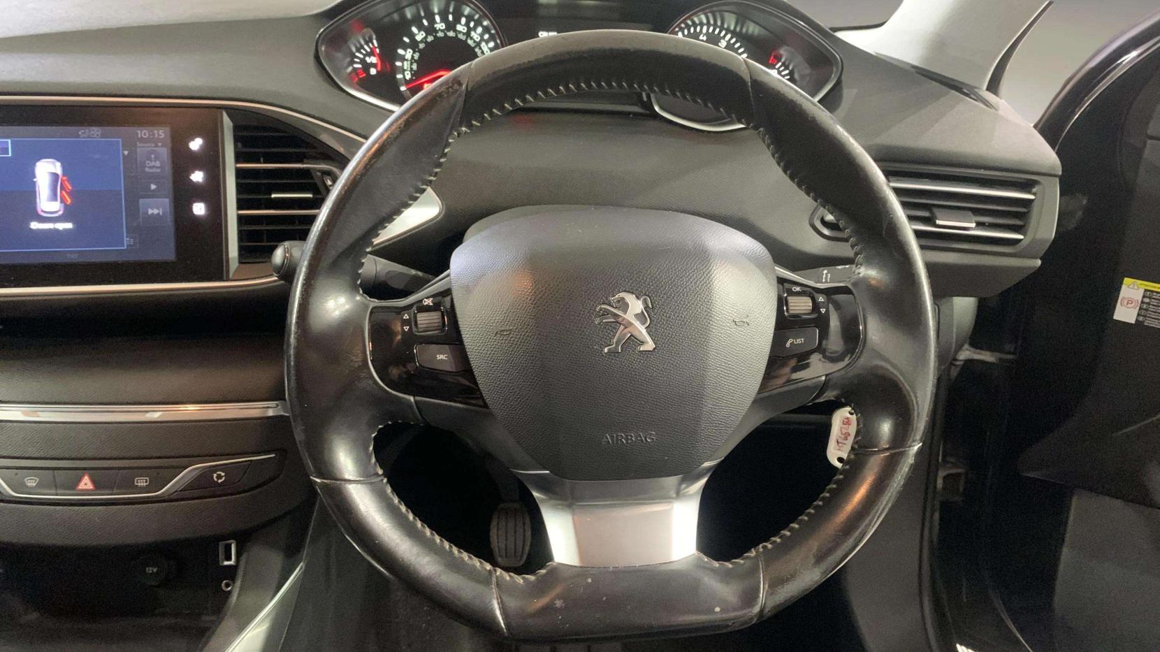 Peugeot 308 1.2 PureTech Sportium Hatchback 5dr Petrol Manual Euro 6 (s/s) (110 ps)