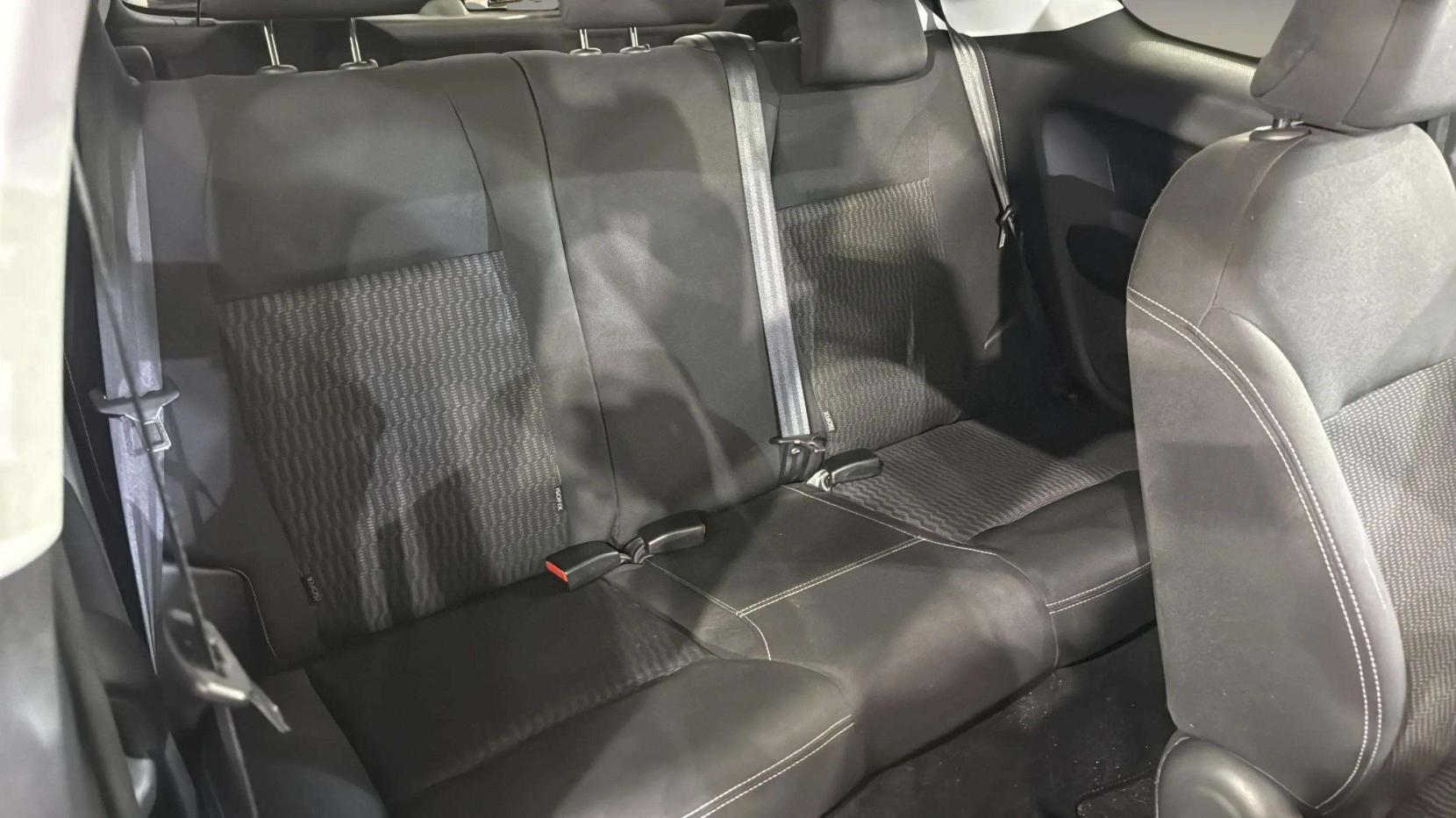 Peugeot 208 1.2 PureTech Black Edition Hatchback 3dr Petrol Manual Euro 6 (82 ps)