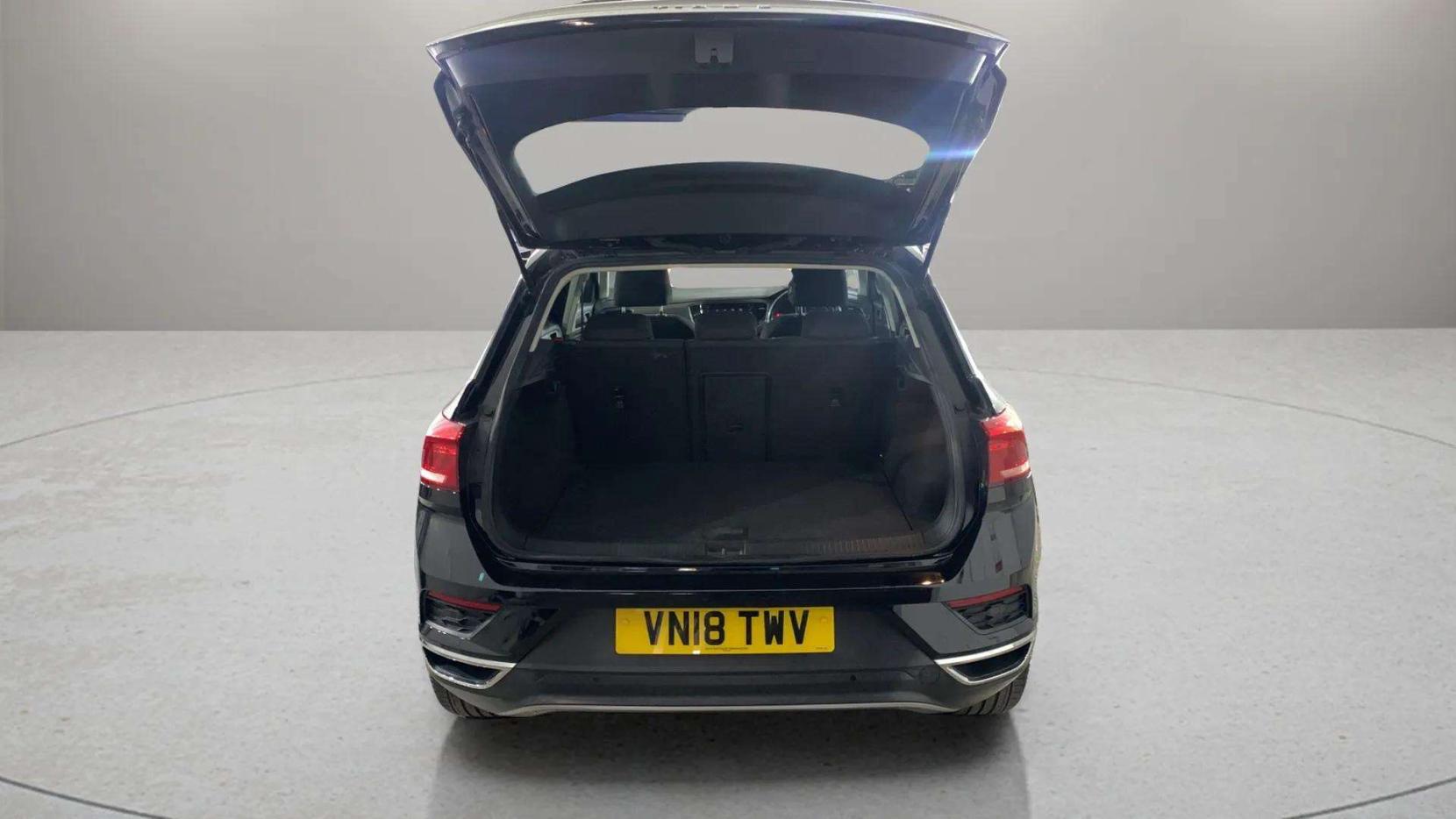 Volkswagen T-Roc 1.5 TSI EVO Design SUV 5dr Petrol Manual Euro 6 (s/s) (150 ps)