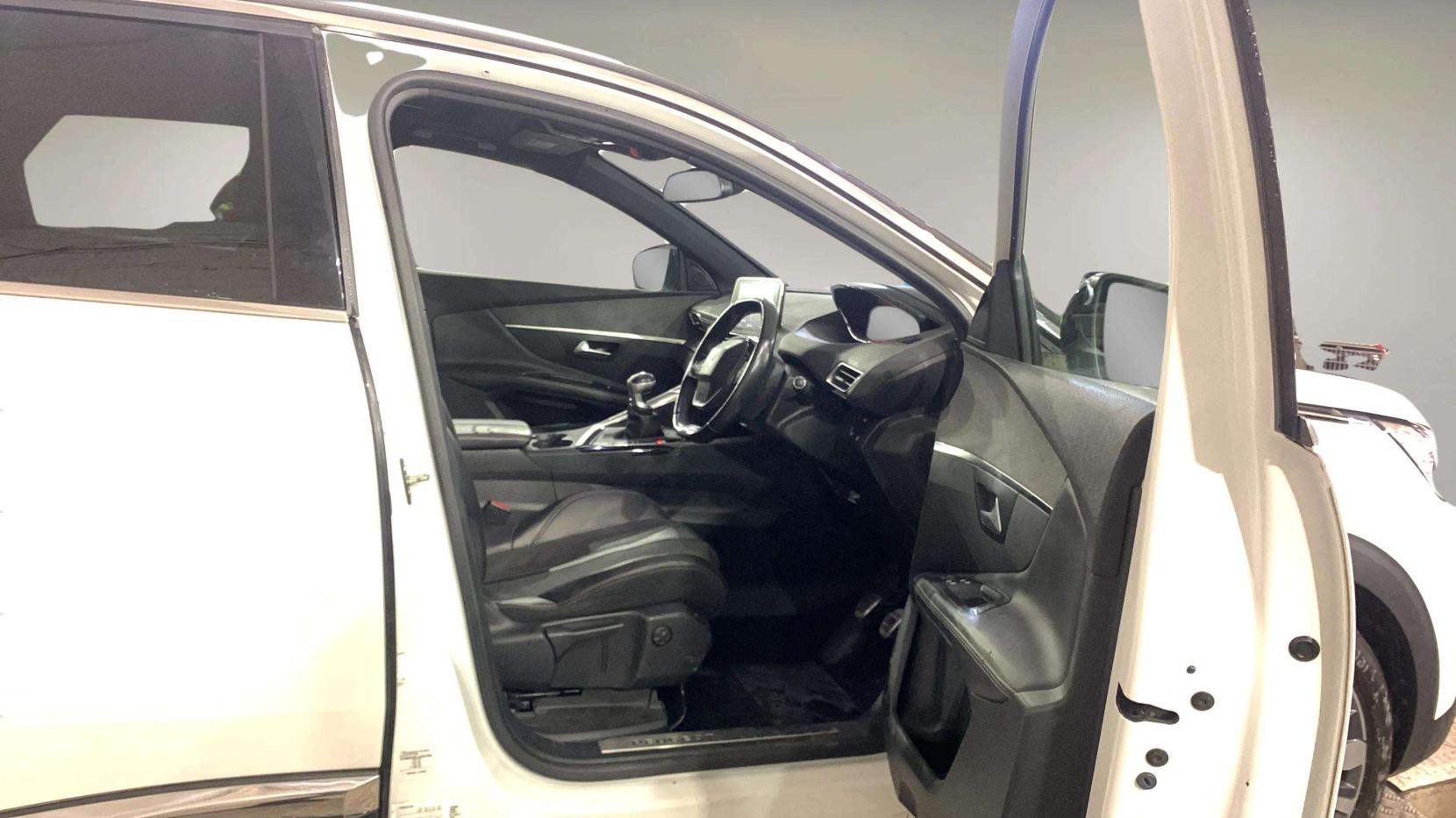 Peugeot 3008 1.2 PureTech GT Line SUV 5dr Petrol Manual Euro 6 (s/s) (130 ps)