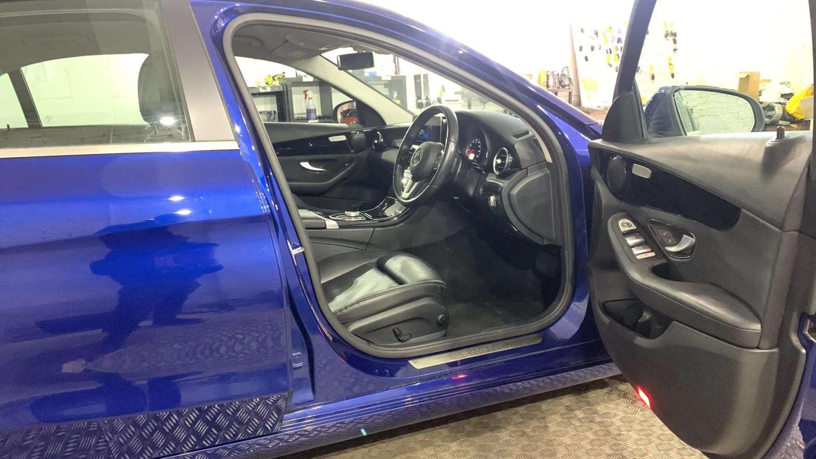 Mercedes-Benz C Class 2.0 C220d SE Estate 5dr Diesel G-Tronic+ Euro 6 (s/s) (194 ps)