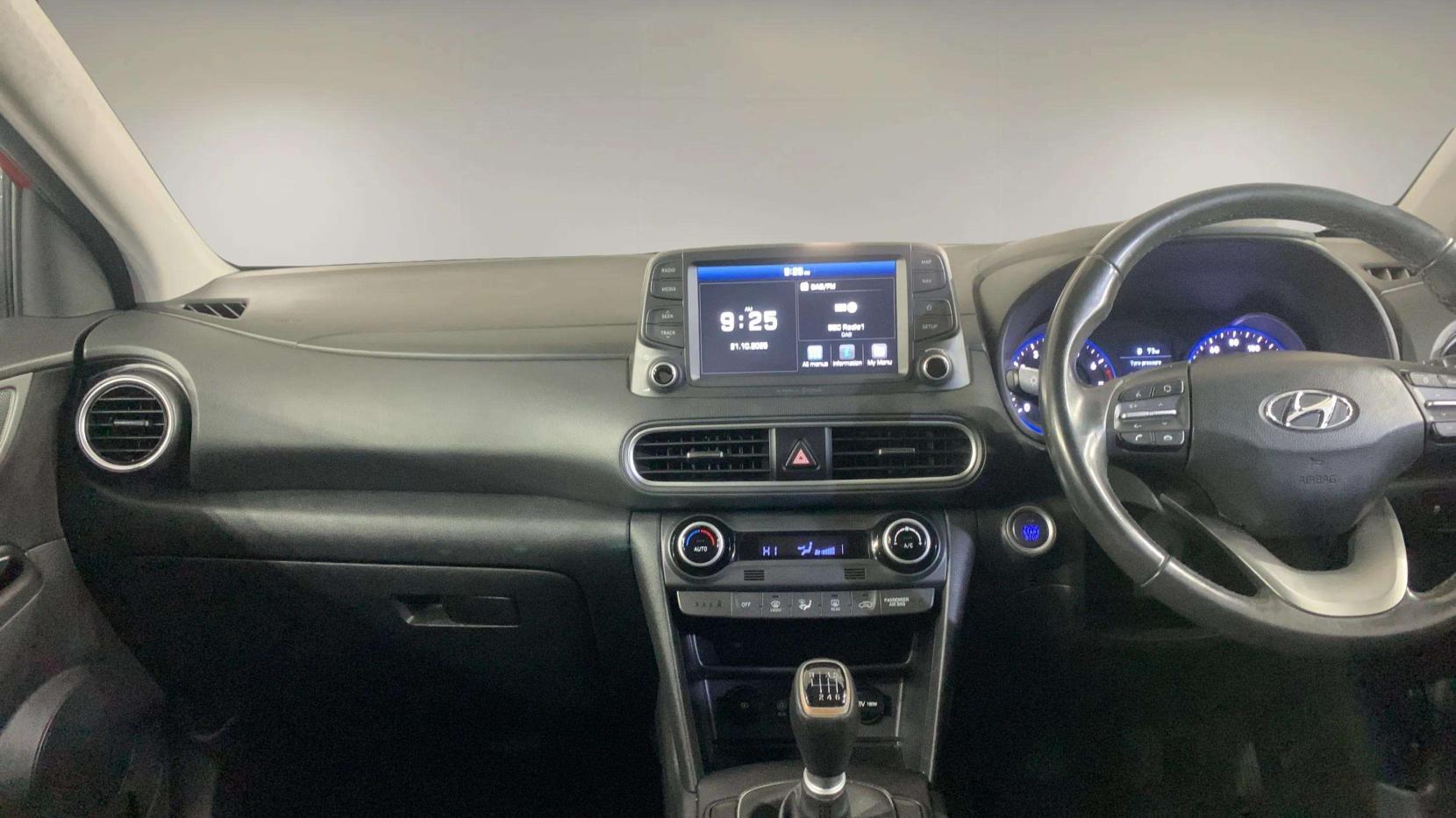 Hyundai KONA 1.0 T-GDi Premium SUV 5dr Petrol Manual Euro 6 (s/s) (120 ps)