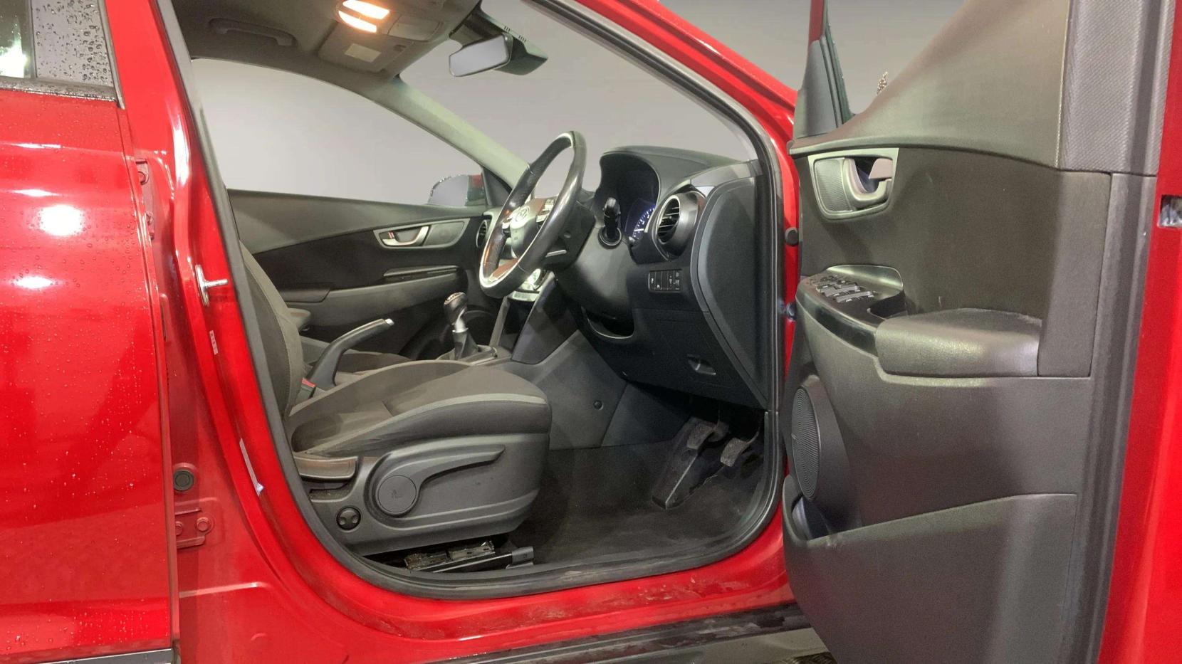 Hyundai KONA 1.0 T-GDi Premium SUV 5dr Petrol Manual Euro 6 (s/s) (120 ps)