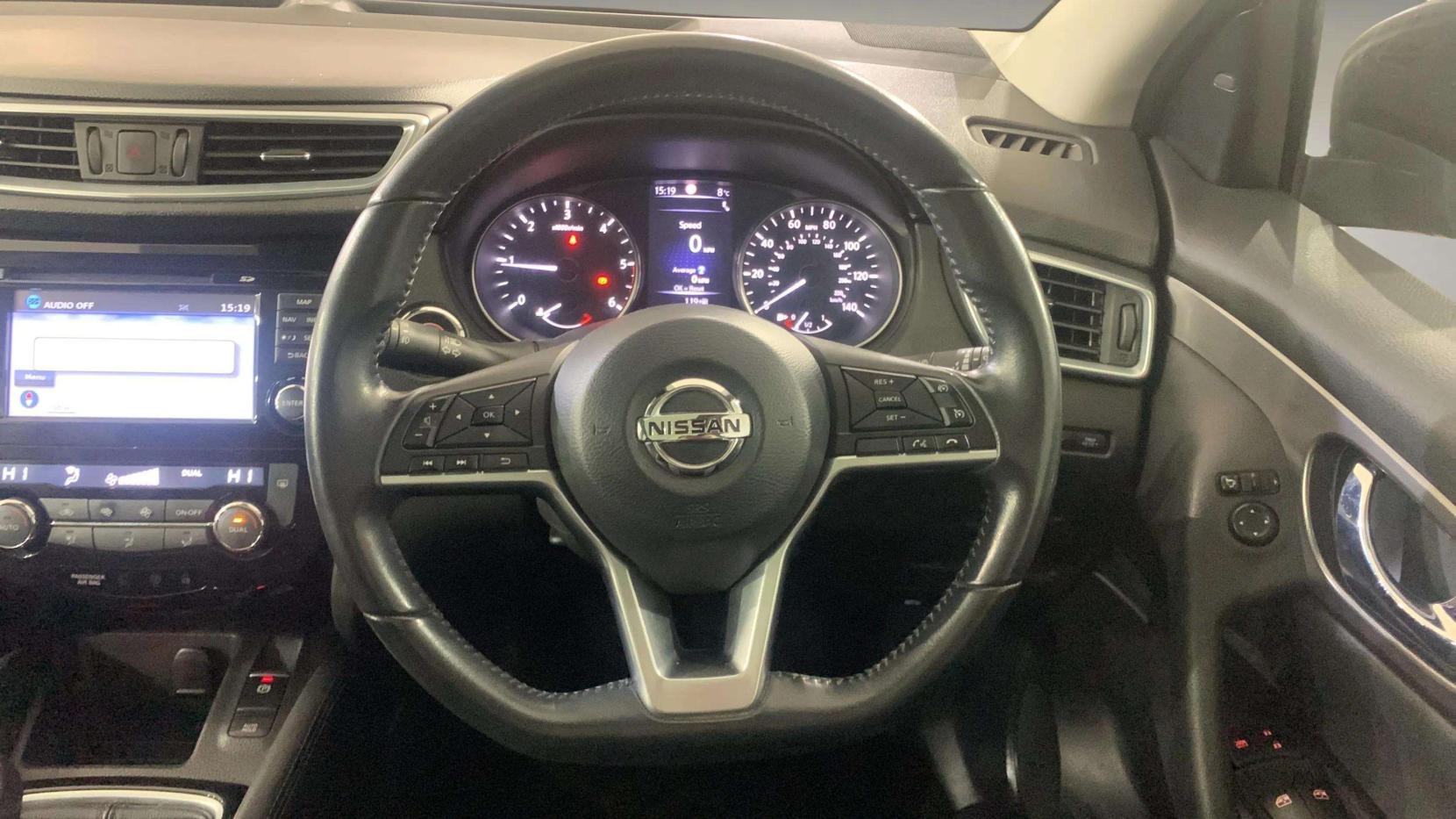 Nissan Qashqai 1.5 dCi N-Connecta SUV 5dr Diesel Manual Euro 6 (s/s) (115 ps)