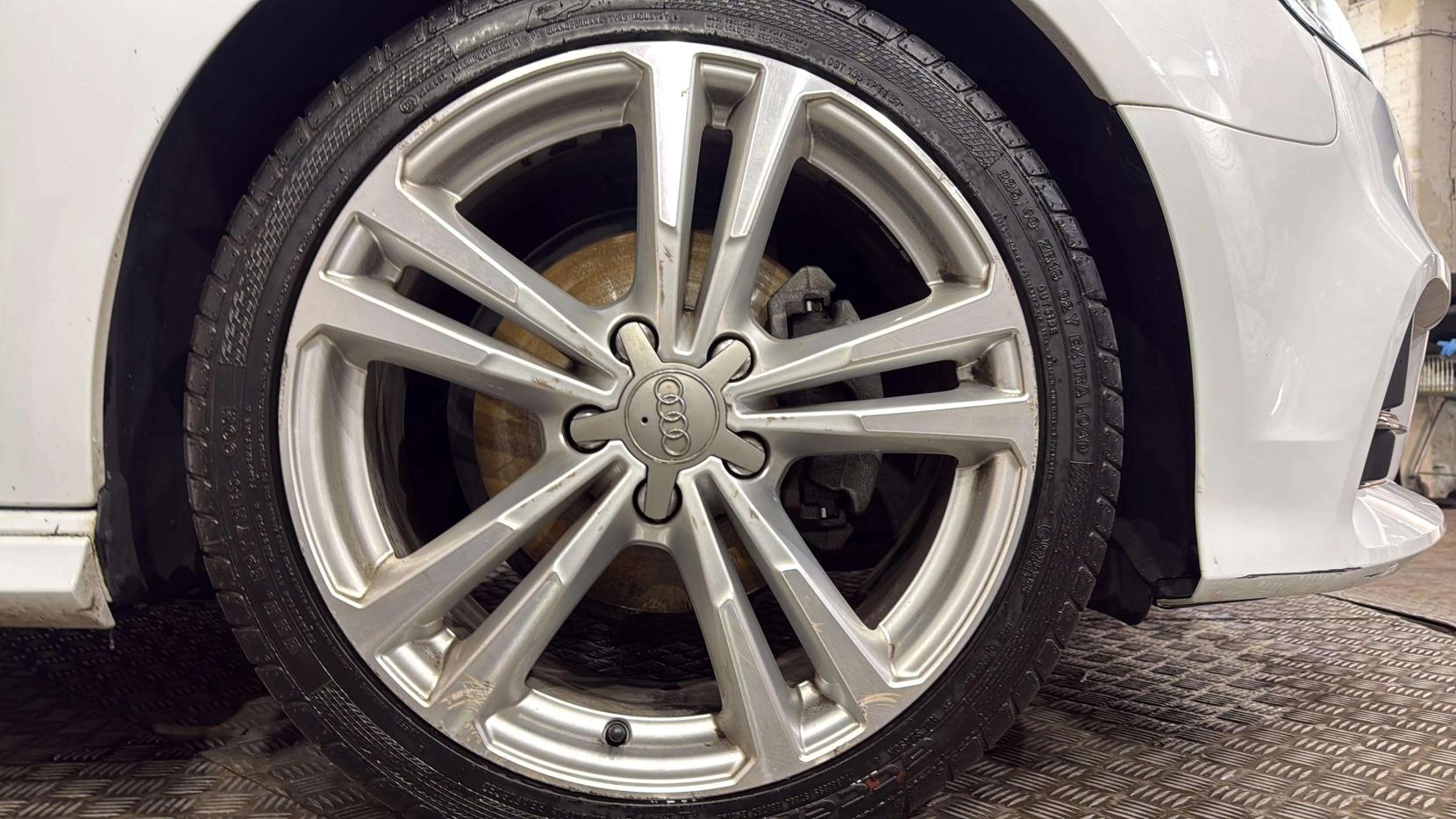 Audi A3 1.5 TFSI CoD 35 S line Sportback 5dr Petrol Manual Euro 6 (s/s) (150 ps)