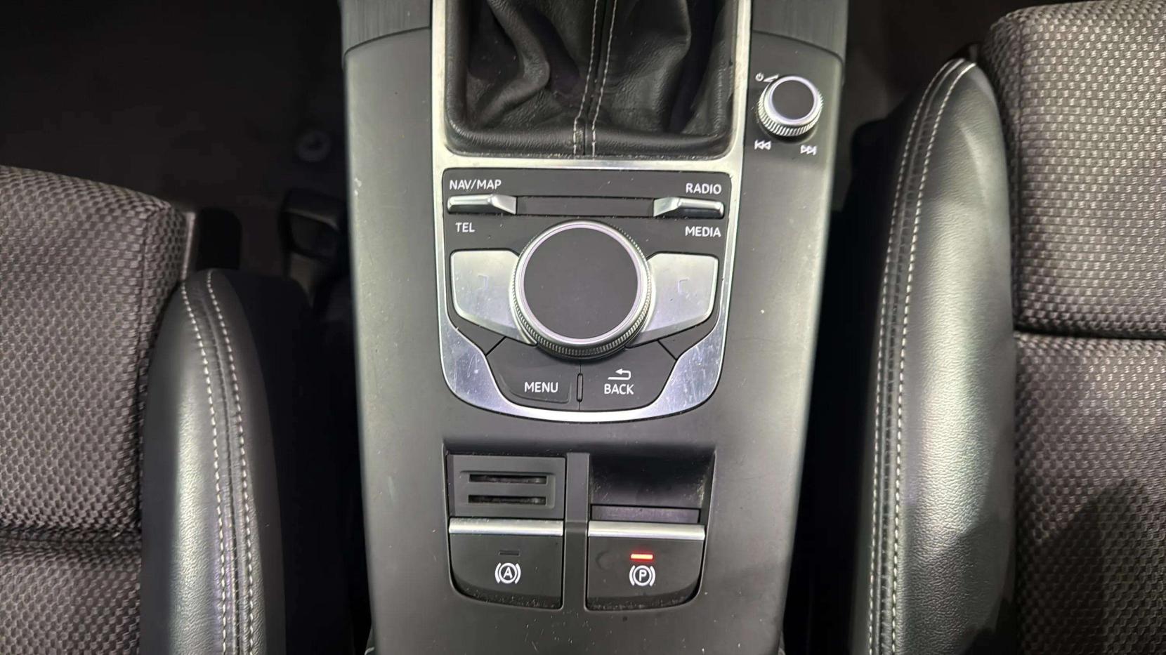 Audi A3 1.5 TFSI CoD 35 S line Sportback 5dr Petrol Manual Euro 6 (s/s) (150 ps)