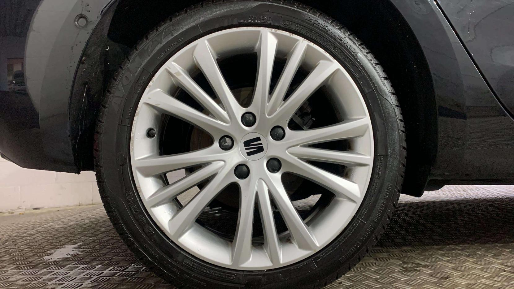 SEAT Leon 1.0 TSI EVO SE Dynamic Hatchback 5dr Petrol Manual Euro 6 (s/s) (110 ps)