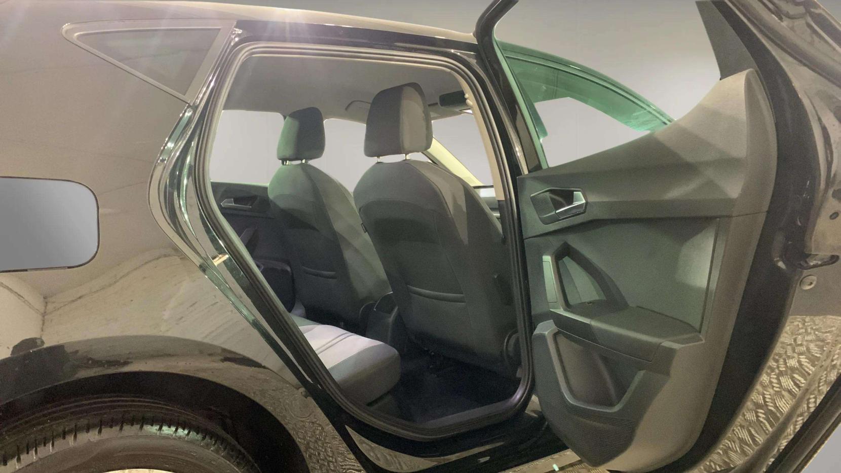 SEAT Leon 1.0 TSI EVO SE Dynamic Hatchback 5dr Petrol Manual Euro 6 (s/s) (110 ps)