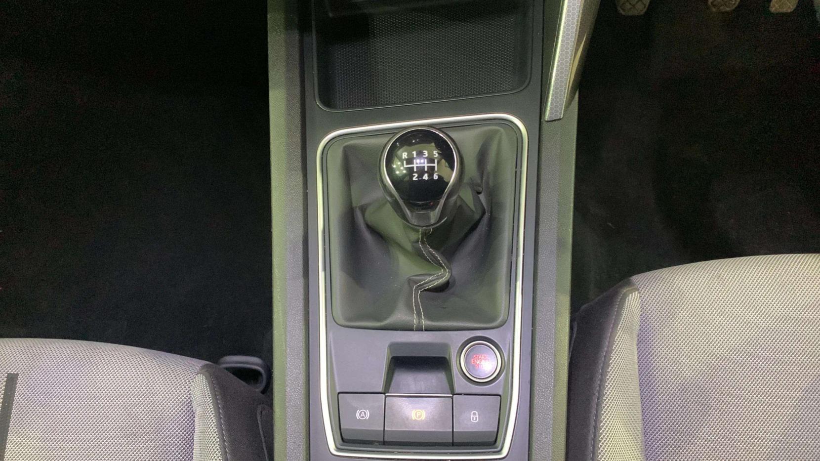 SEAT Leon 1.0 TSI EVO SE Dynamic Hatchback 5dr Petrol Manual Euro 6 (s/s) (110 ps)