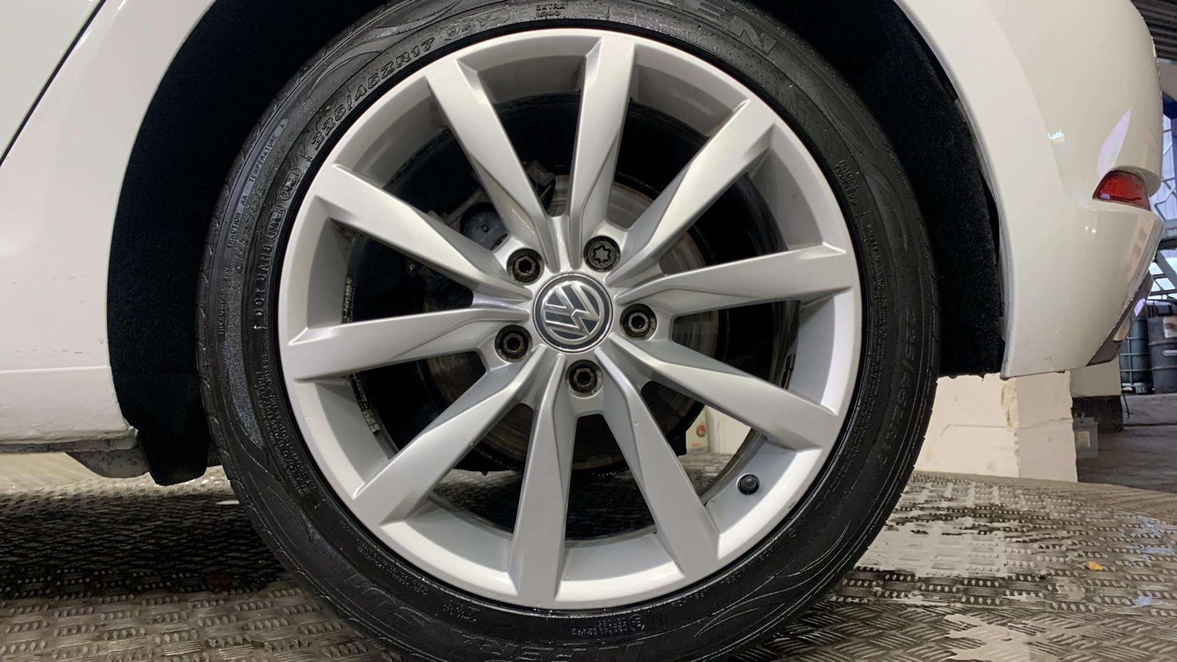 Volkswagen Golf 1.6 TDI GT Hatchback 5dr Diesel DSG Euro 6 (s/s) (115 ps)