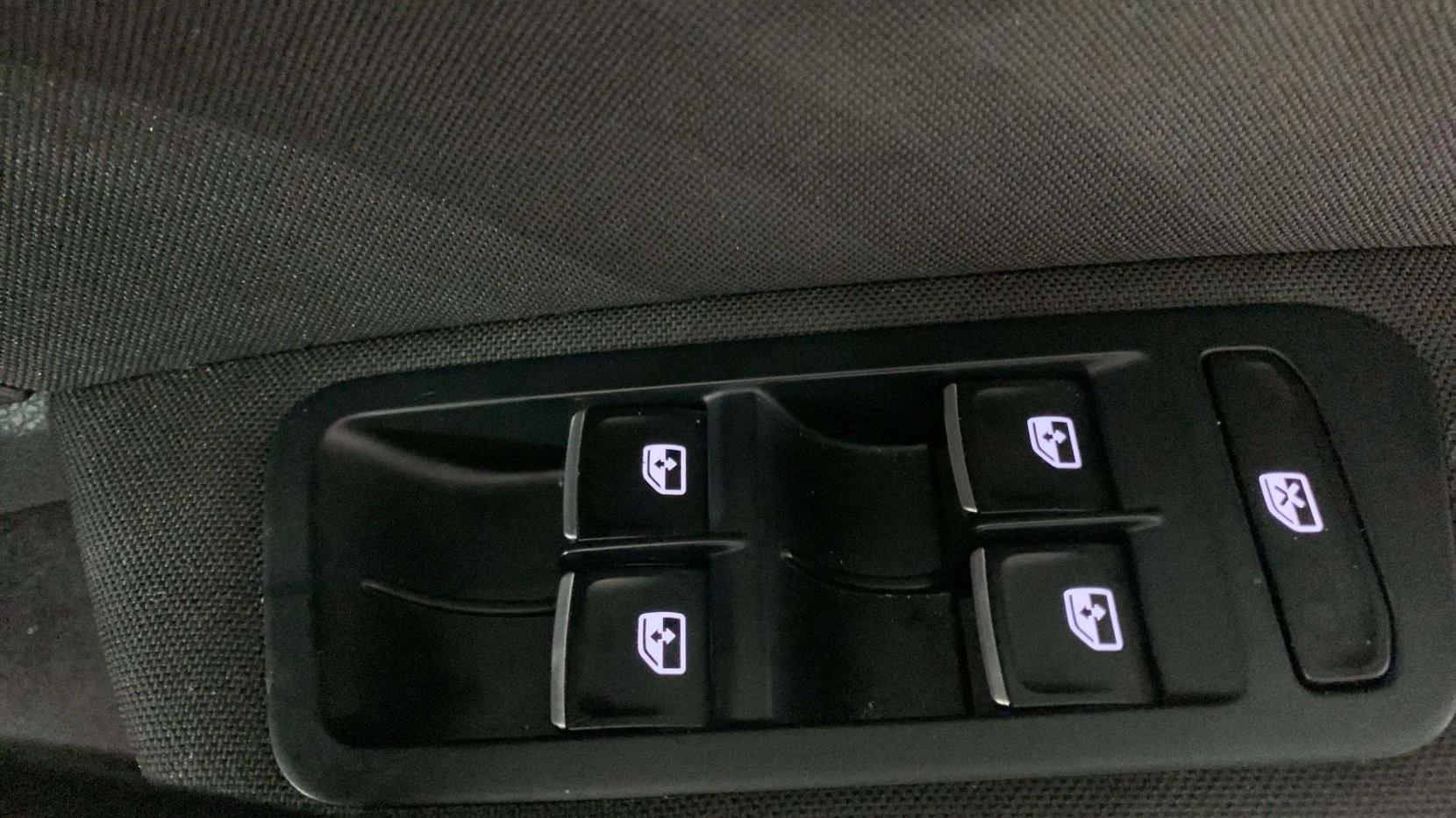 Volkswagen Golf 1.6 TDI GT Hatchback 5dr Diesel DSG Euro 6 (s/s) (115 ps)