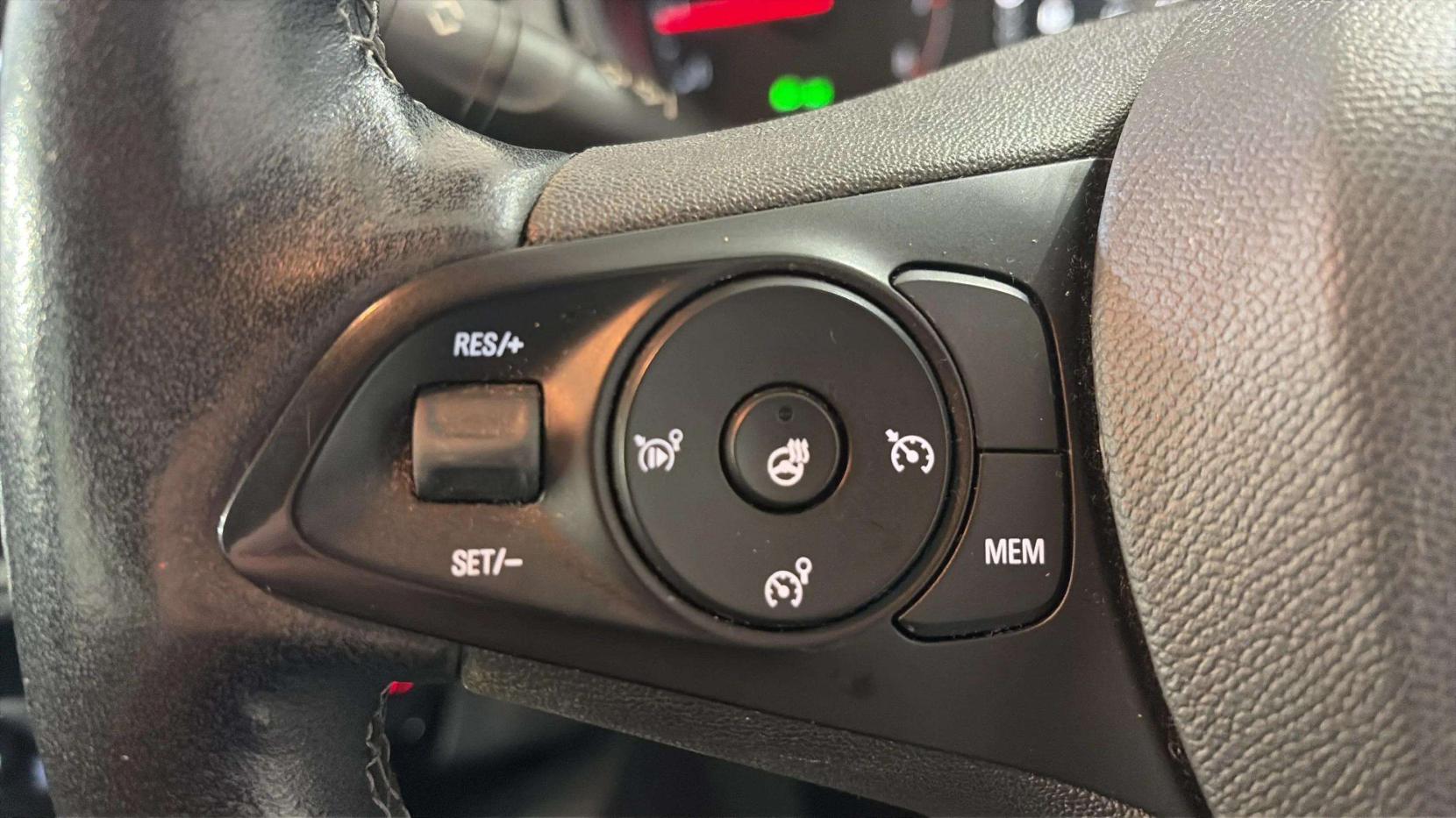 Vauxhall Corsa 1.2 SE Premium Hatchback 5dr Petrol Manual Euro 6 (75 ps)