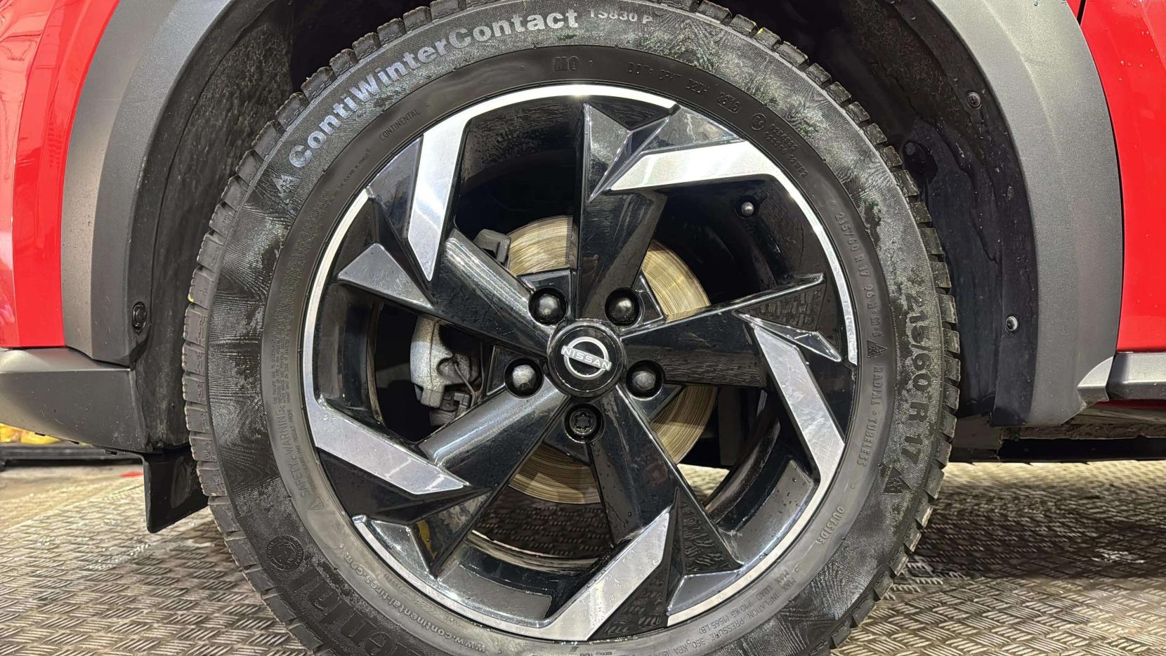 Nissan Juke 1.0 DIG-T N-Connecta SUV 5dr Petrol Manual Euro 6 (s/s) (114 ps)