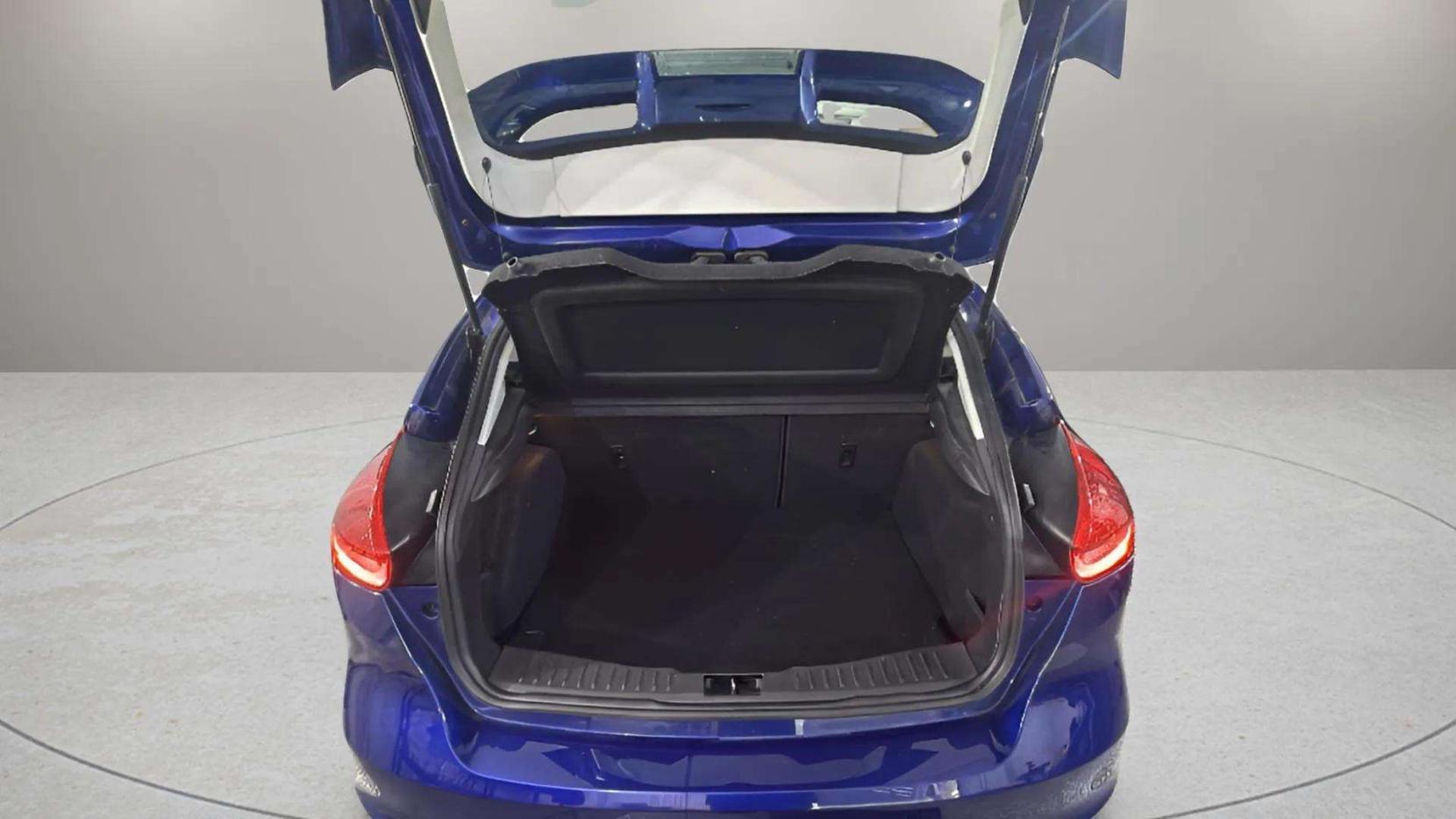 Ford Focus 1.5 TDCi Zetec S Hatchback 5dr Diesel Manual Euro 6 (s/s) (120 ps)