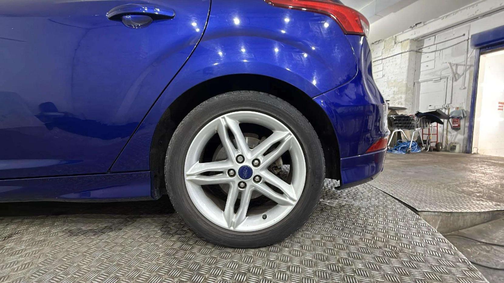 Ford Focus 1.5 TDCi Zetec S Hatchback 5dr Diesel Manual Euro 6 (s/s) (120 ps)