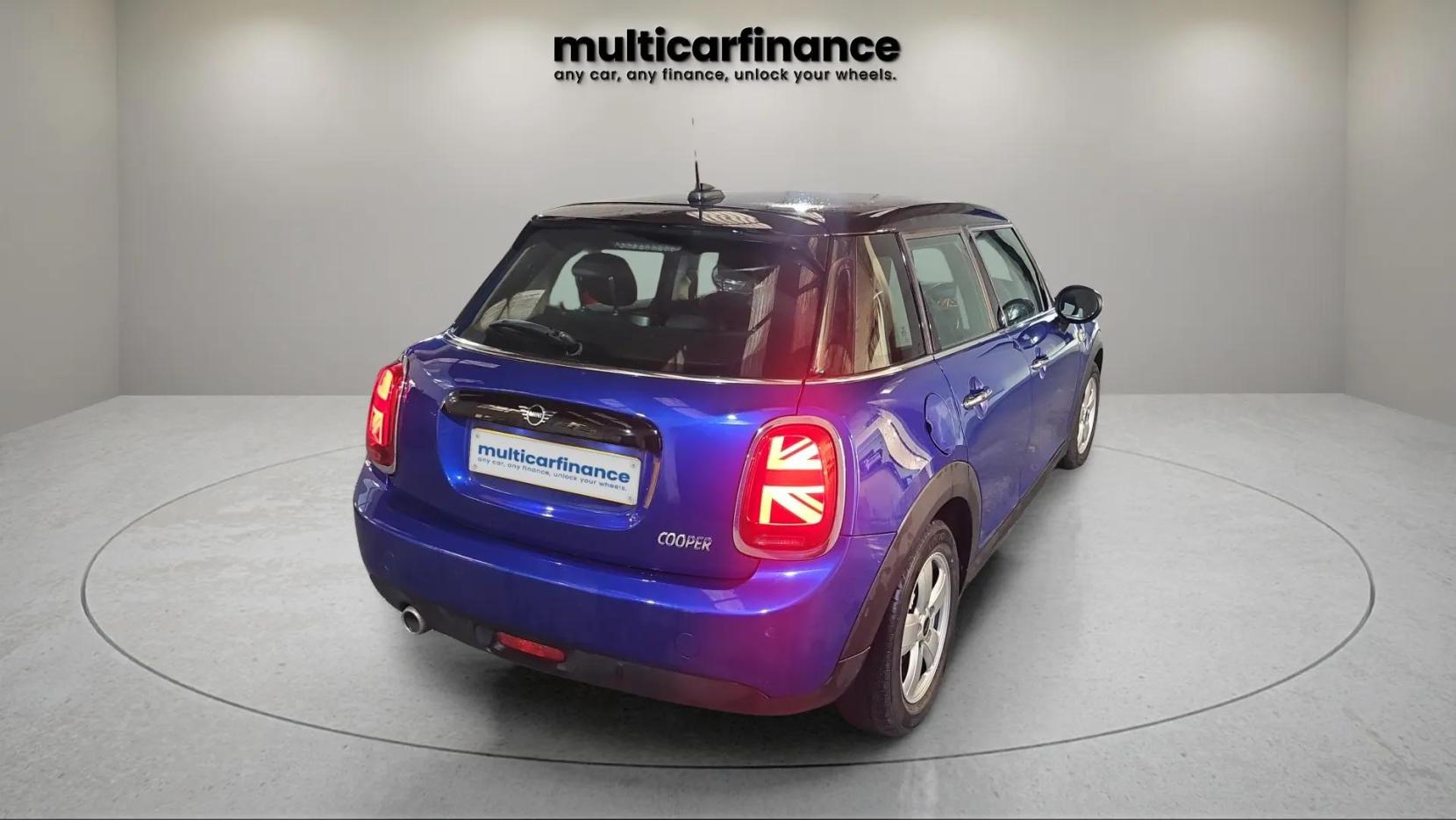 MINI Hatch 1.5 Cooper Classic Hatchback 5dr Petrol Manual Euro 6 (s/s) (136 ps)