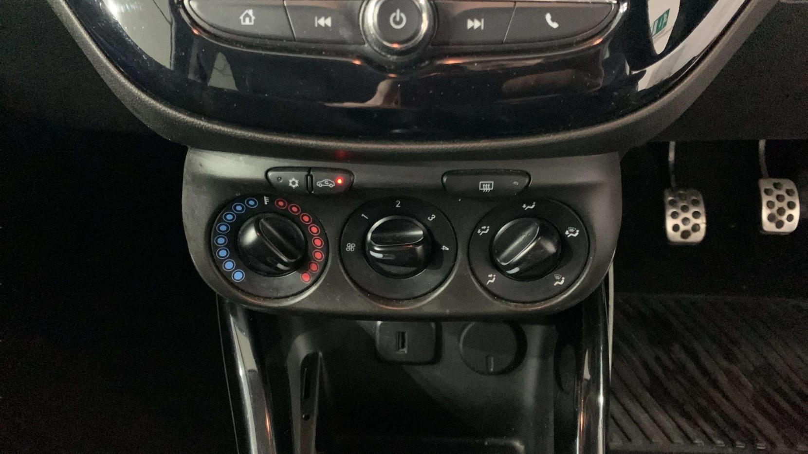 Vauxhall ADAM 1.2i ecoFLEX ENERGISED Hatchback 3dr Petrol Manual Euro 6 (s/s) (70 ps)