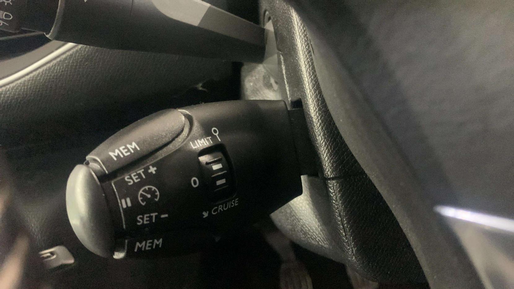 Peugeot 308 1.2 PureTech GPF Allure Hatchback 5dr Petrol Manual Euro 6 (s/s) (130 ps)