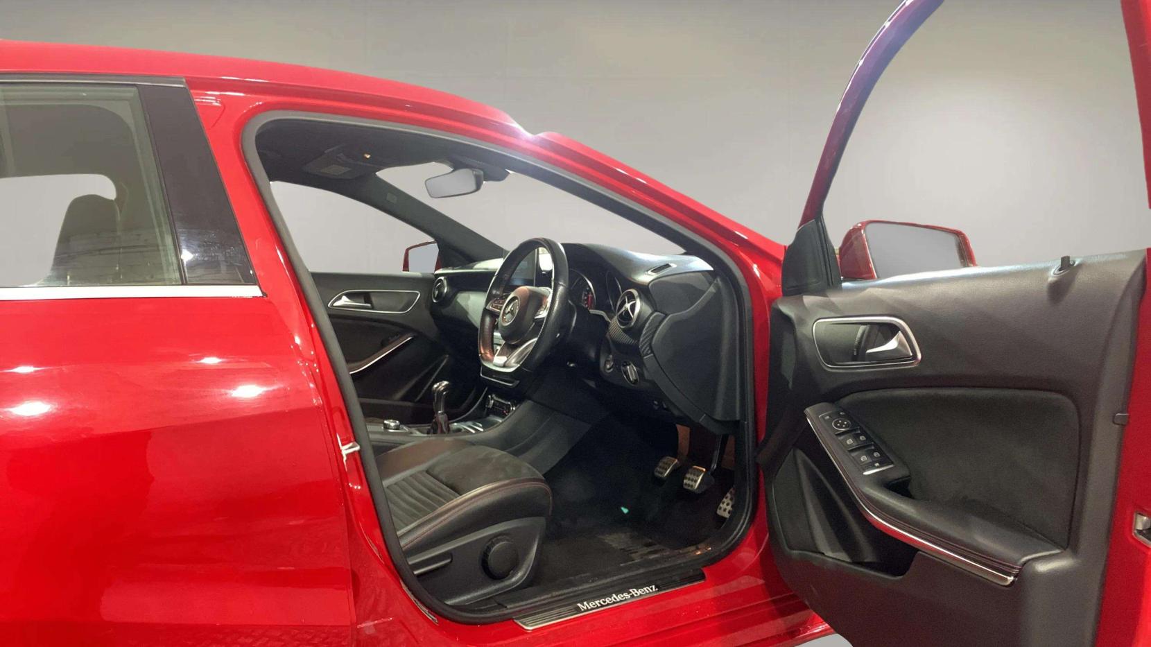 Mercedes-Benz A Class 1.6 A160 AMG Line Hatchback 5dr Petrol Manual Euro 6 (s/s) (102 ps)