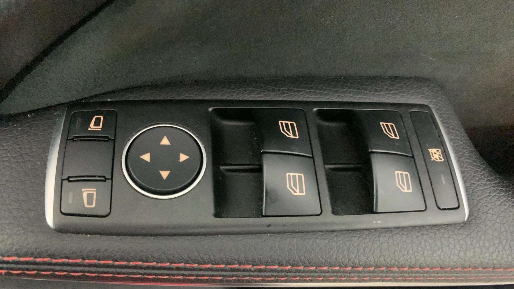 Mercedes-Benz A Class 1.6 A160 AMG Line Hatchback 5dr Petrol Manual Euro 6 (s/s) (102 ps)