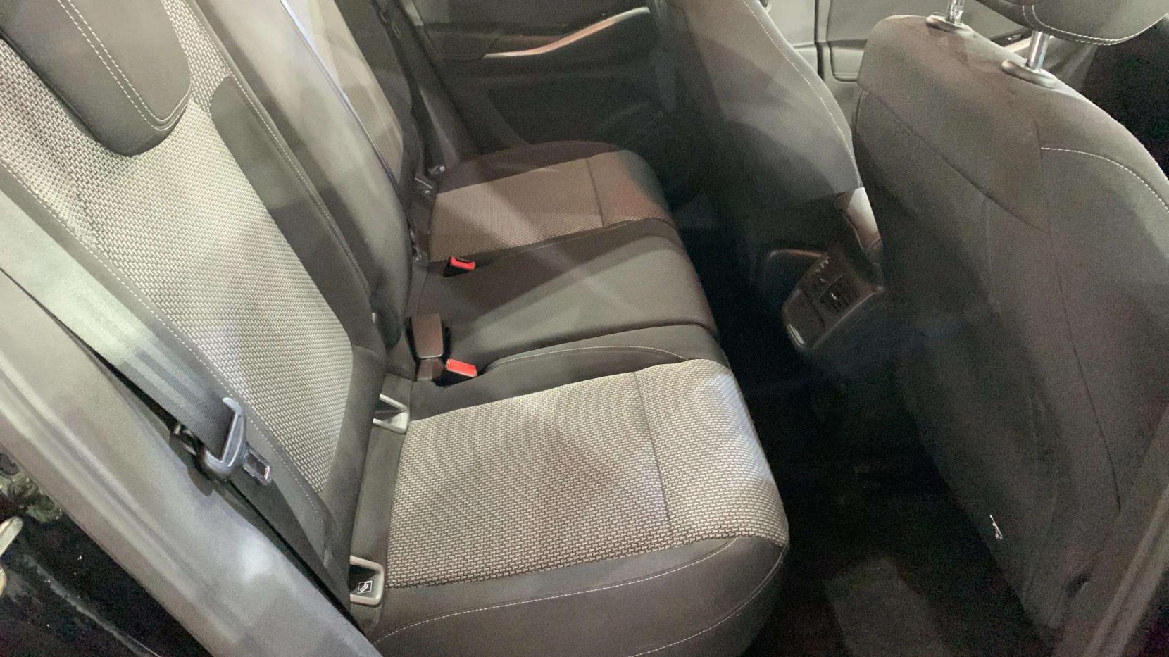 Vauxhall Grandland X 1.2 Turbo GPF SE SUV 5dr Petrol Manual Euro 6 (s/s) (130 ps)